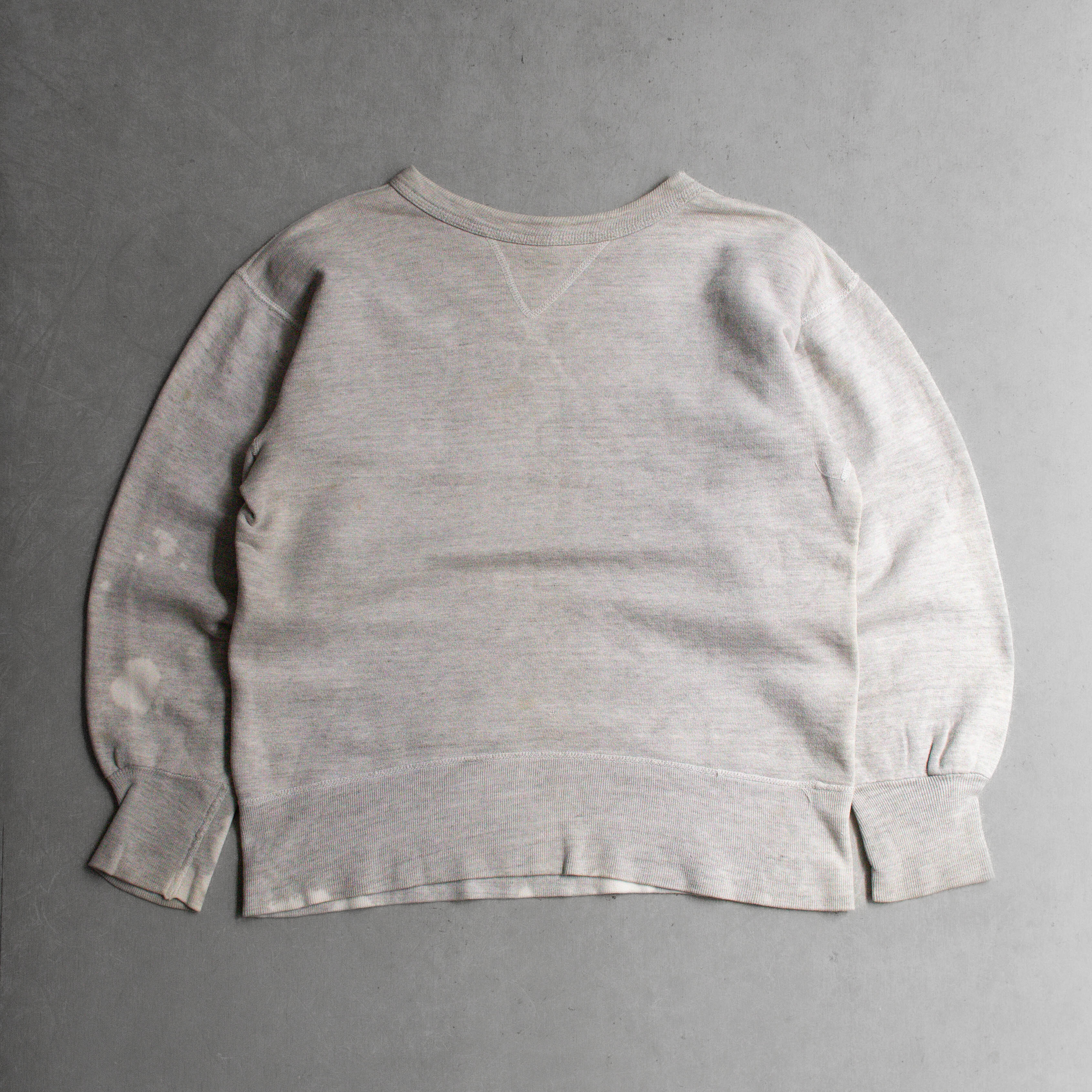 50-60S SINGLE V SWEATSHIRT 美國 前V 素面 灰色 長袖 大學T A