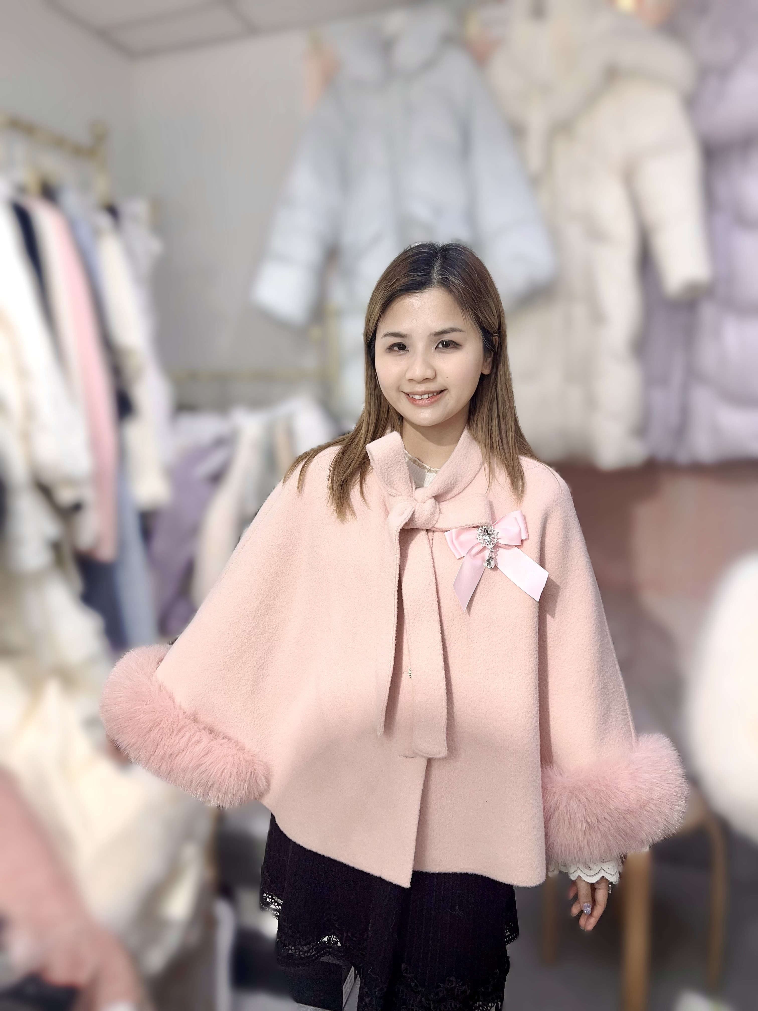 DE100   水刁毛斗蓬 長24  原價$469