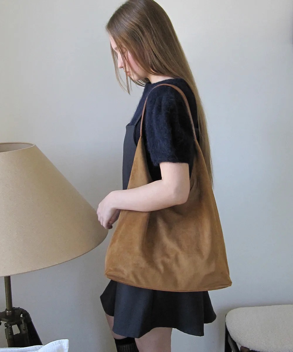 【Luxury】Suede Shoulder Bag 韓國設計師 素面單肩托特包 鬆弛感 手提大包 麂皮皮革 簡約風