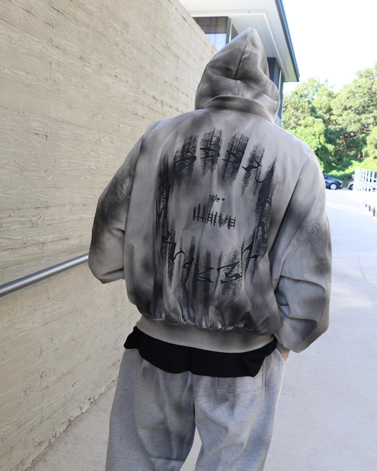 英文字圖案連帽拉鍊外套 JK2761