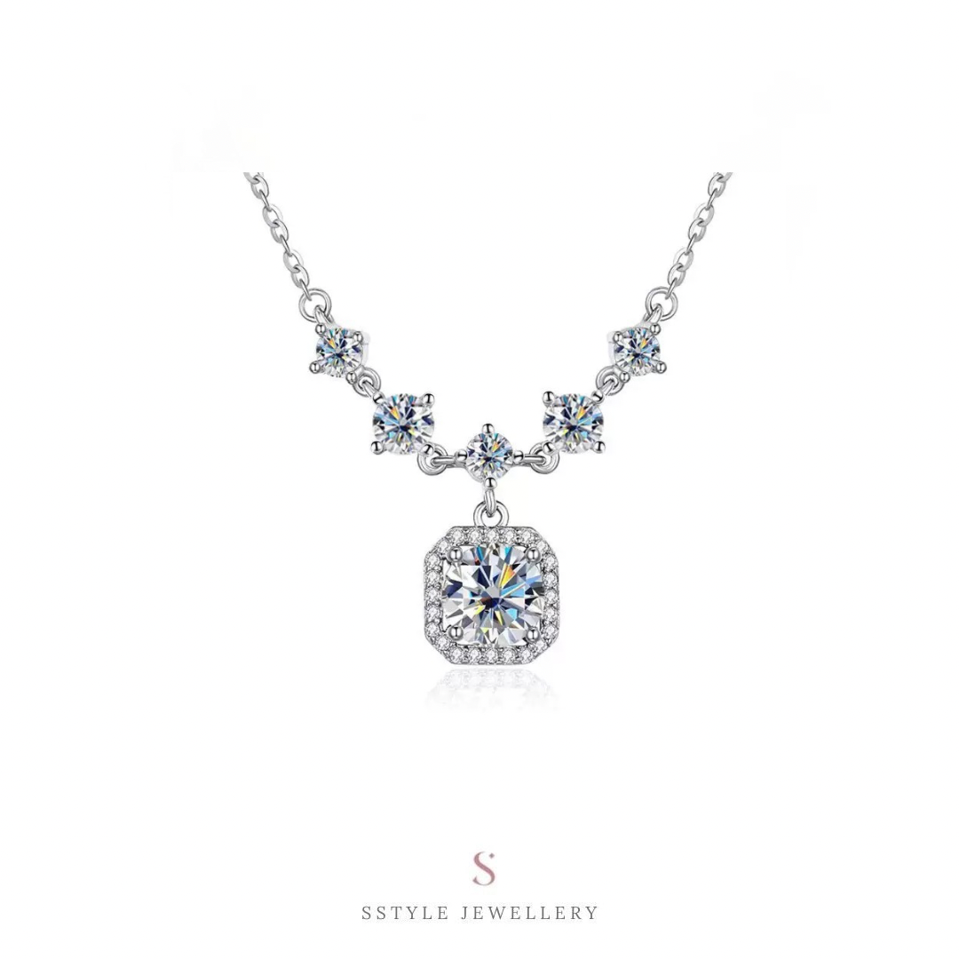 Dahlia moissanite necklace