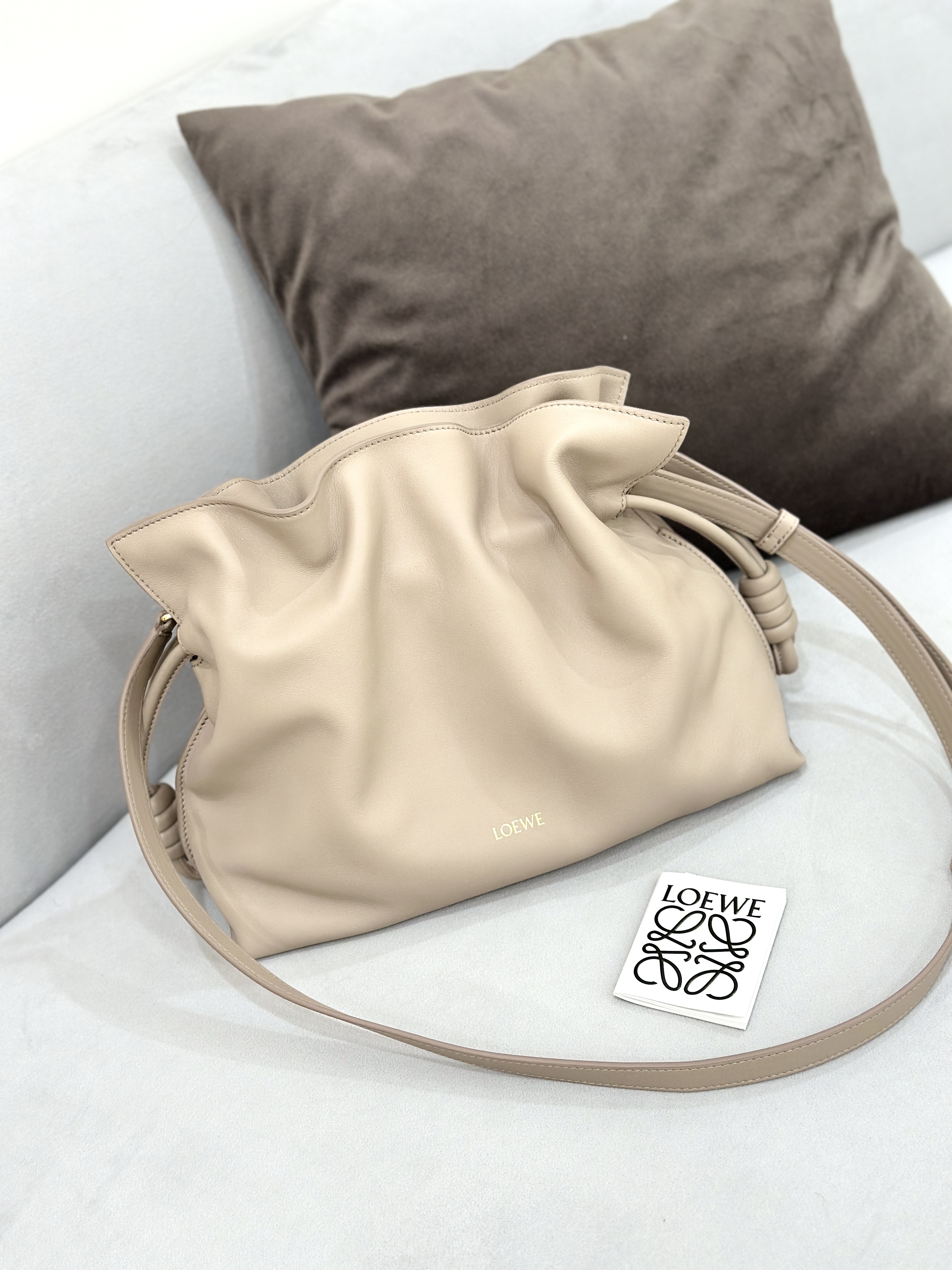 LOEWE Flamenco Clutch