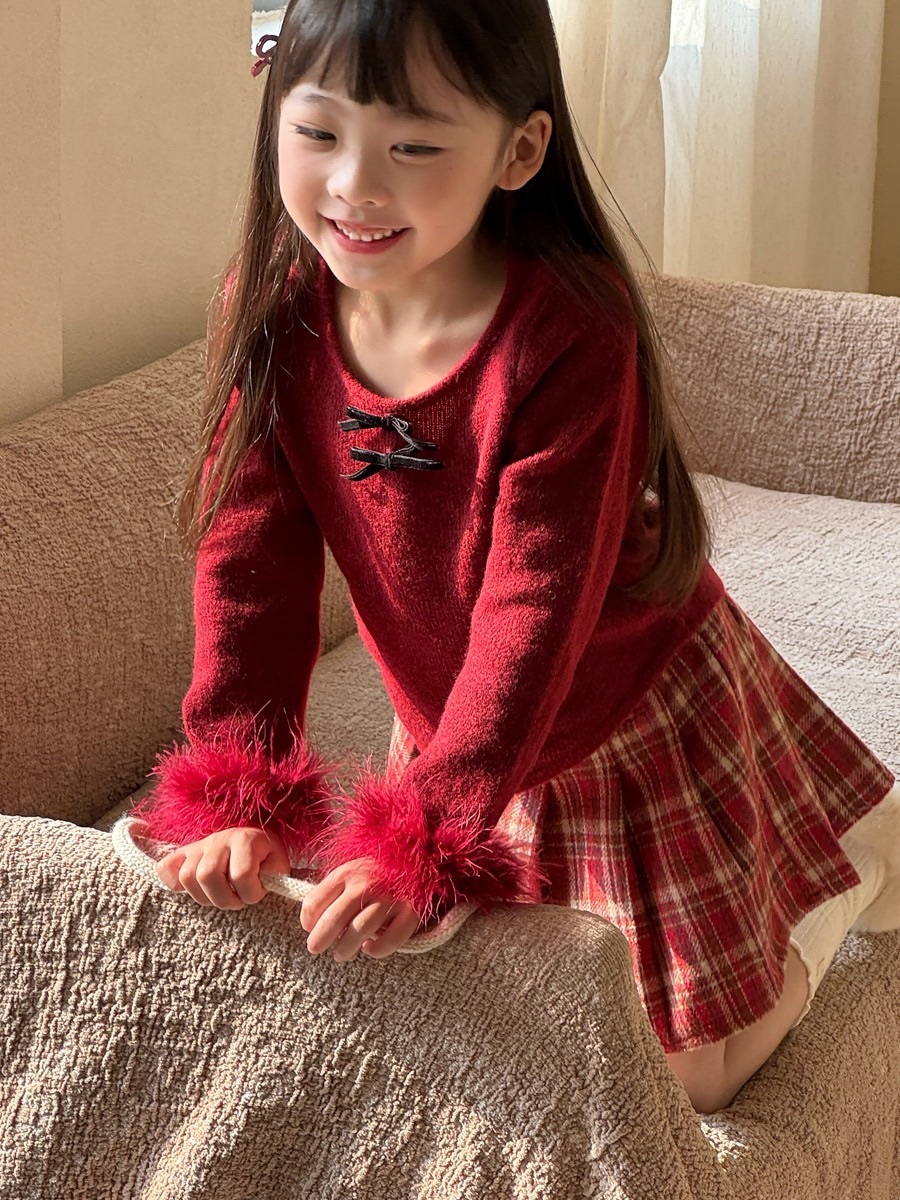 紅色鴕鳥毛拼接上衣