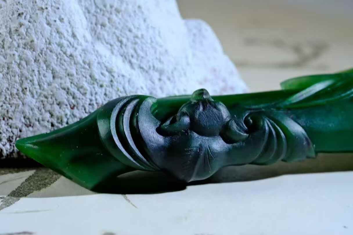 1218731 和田玉竹節