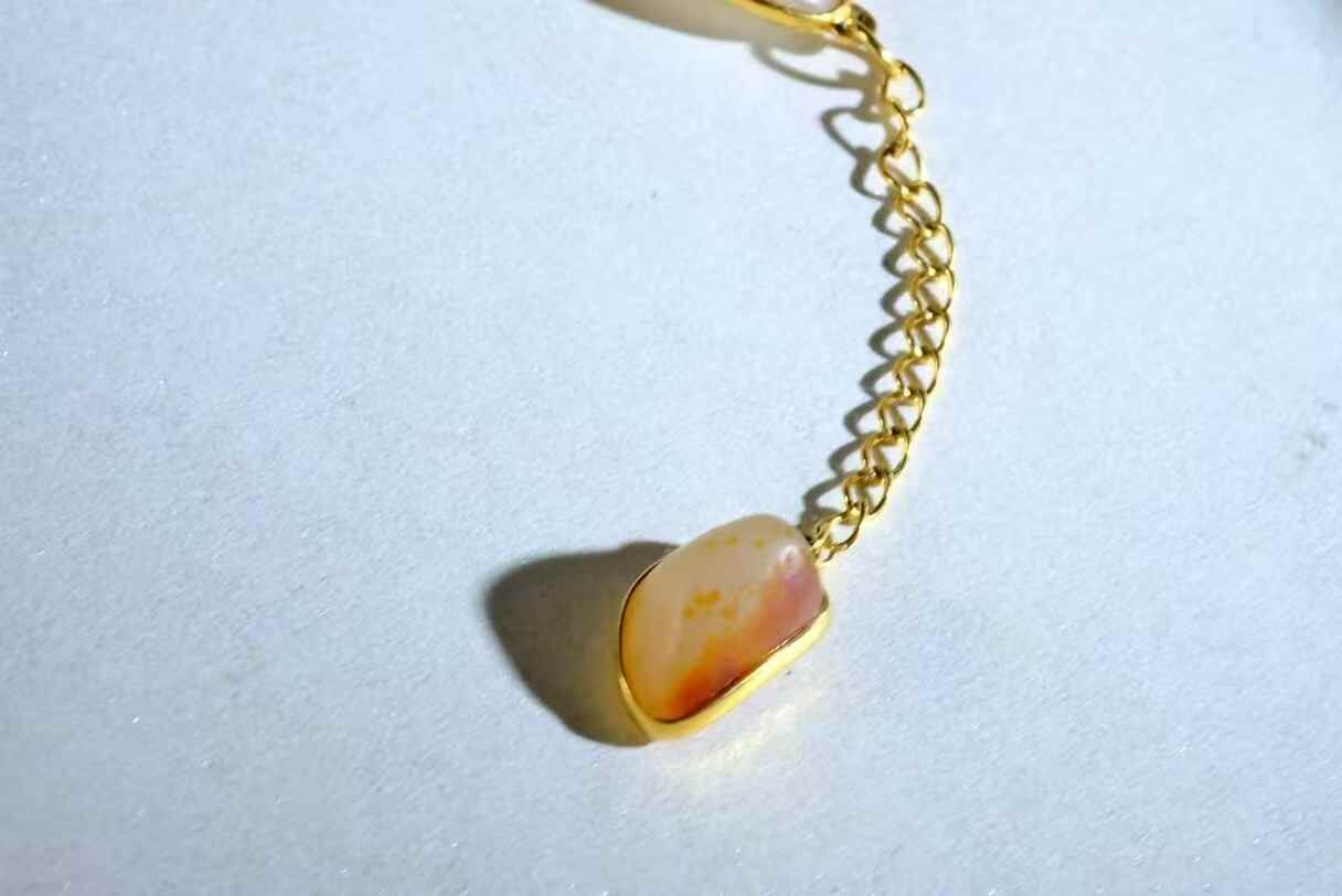 1218732 和田玉籽料原籽手串