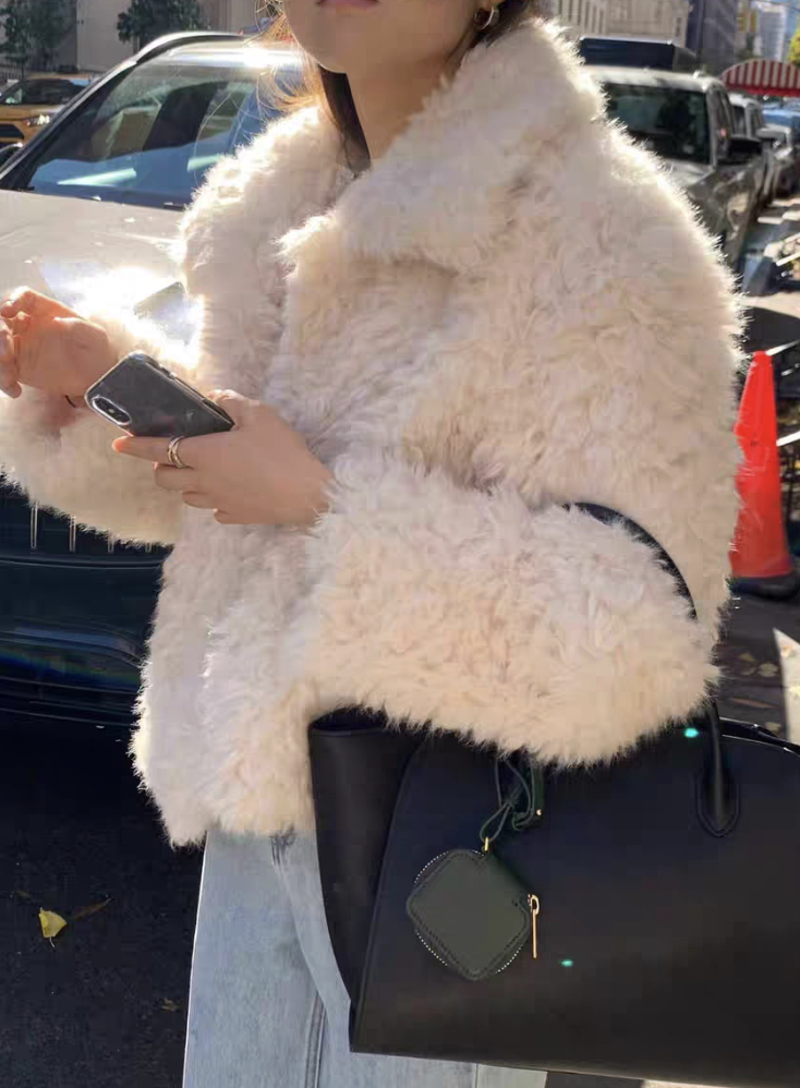 ᴷᴼᴿᴱᴬ 🇰🇷Ounce雲朵奶白蓬柔羊羔毛外套