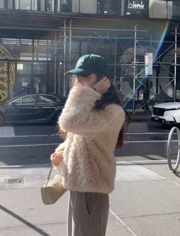ᴷᴼᴿᴱᴬ 🇰🇷Ounce雲朵奶白蓬柔羊羔毛外套