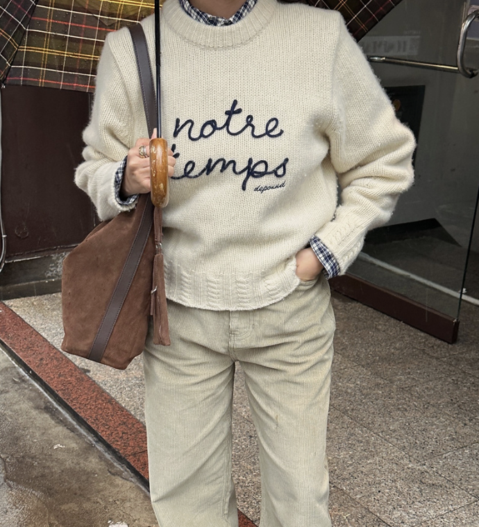 ᴷᴼᴿᴱᴬ 🇰🇷法式字母奶白圓領針織羊毛上衣