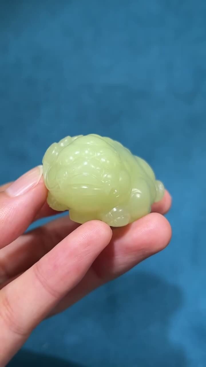 1218250 和田玉金蟾獻寶