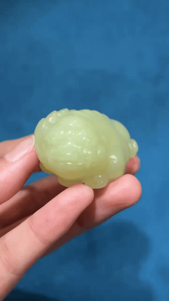 1218250 和田玉金蟾獻寶