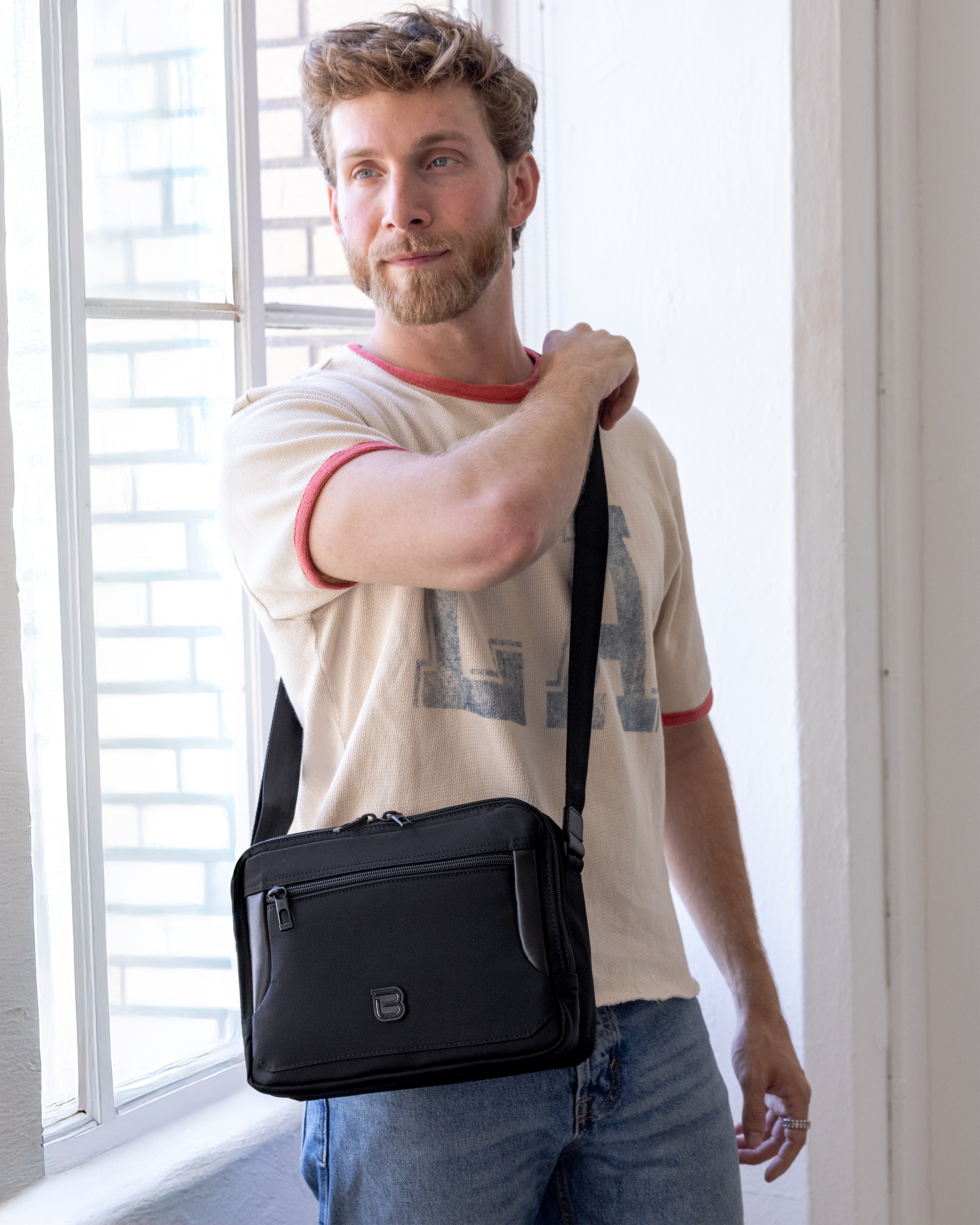 XAVIER-02 斜肩包 BXA2502