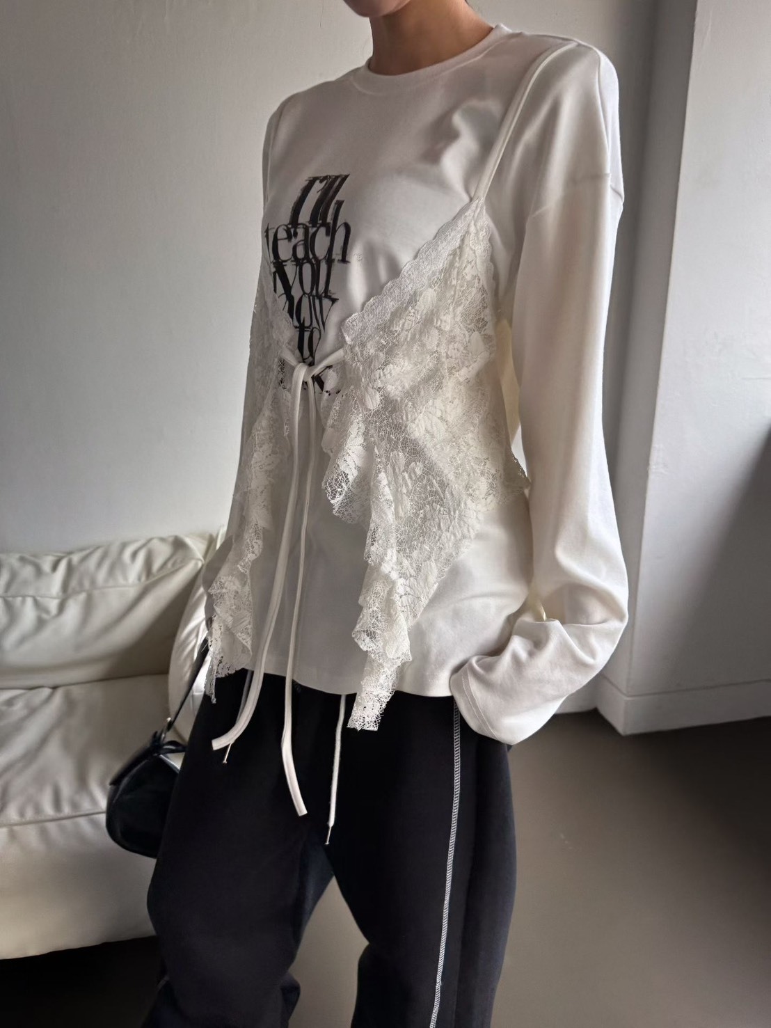 拚綁帶蕾絲長版t