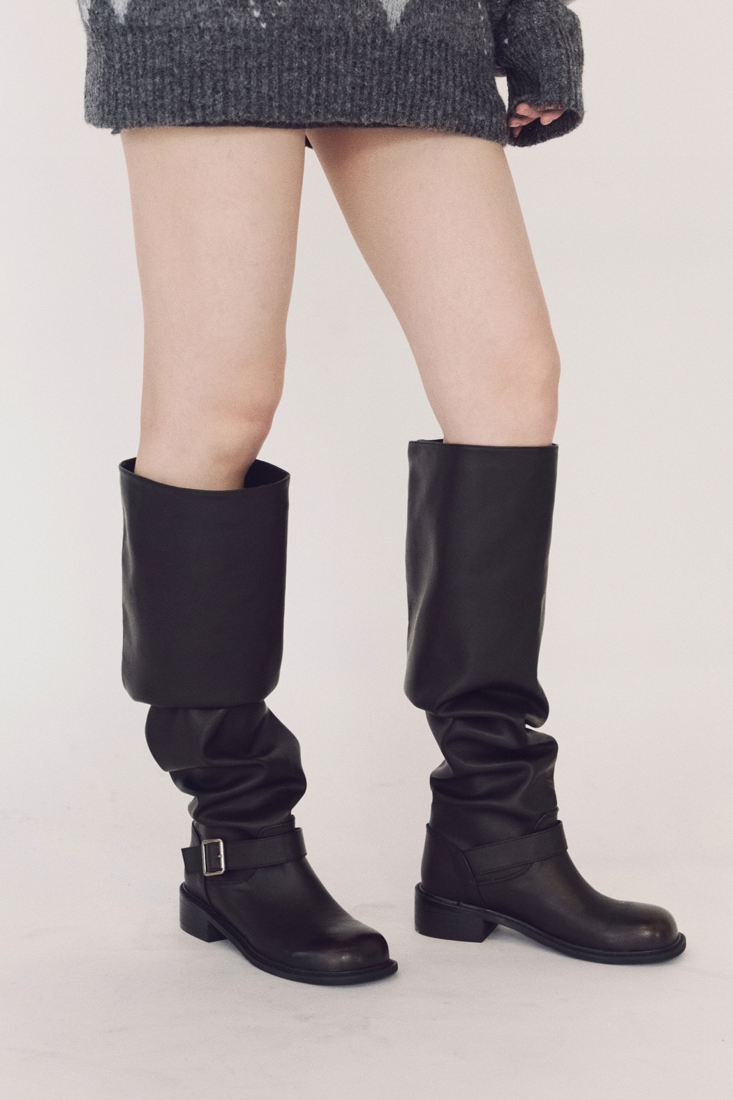 【穿拍樣品】【自帶瘦腿濾鏡】圓頭膝上長靴