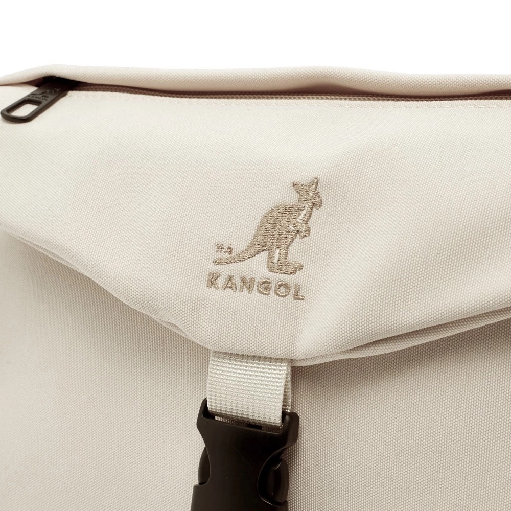 KANGOL 側背包 米白 多夾層 翻蓋 郵差包 6455170501