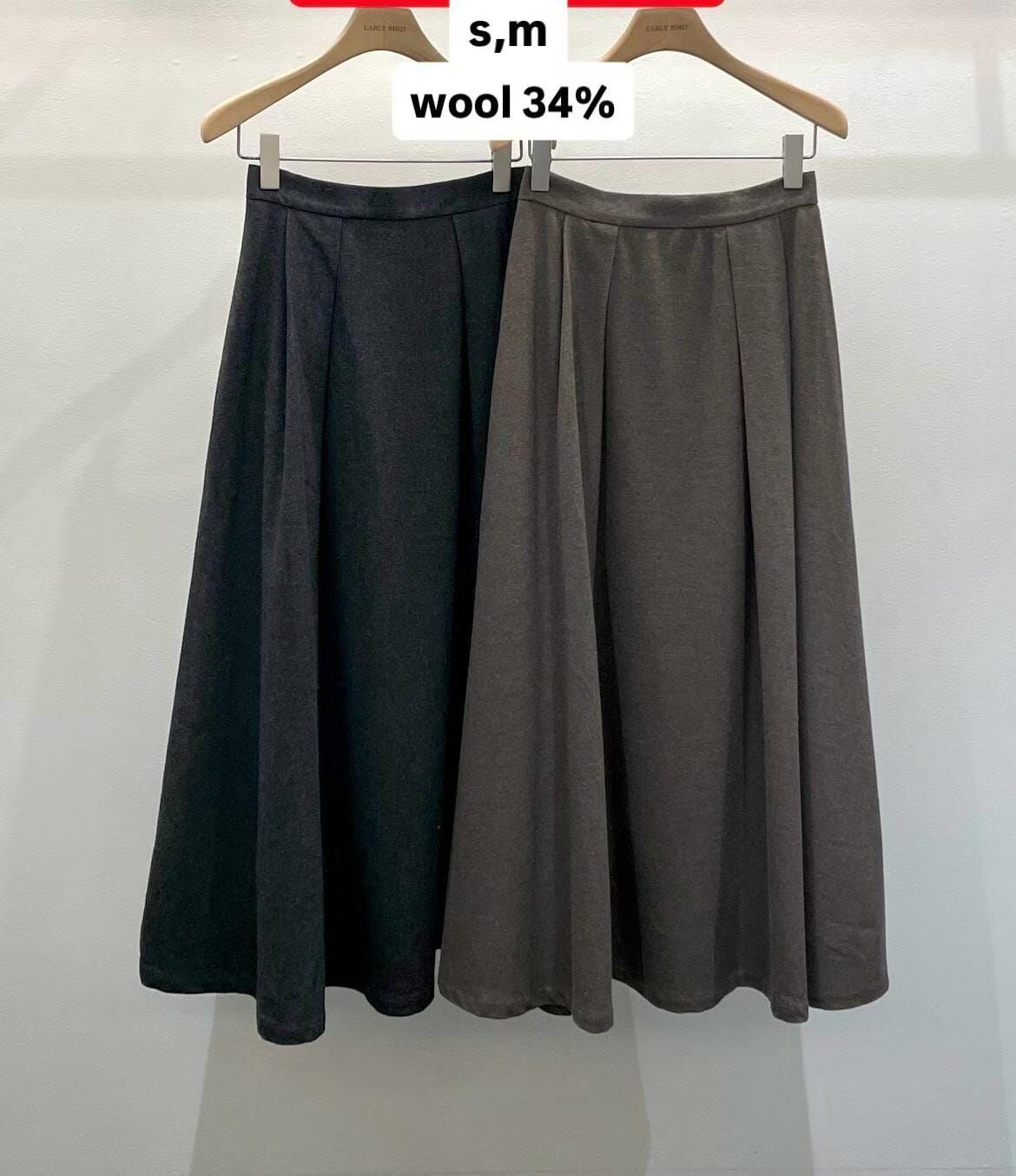 OB5137 羊絨百褶長裙 *特價* (優惠碼同充值購物金不適用)