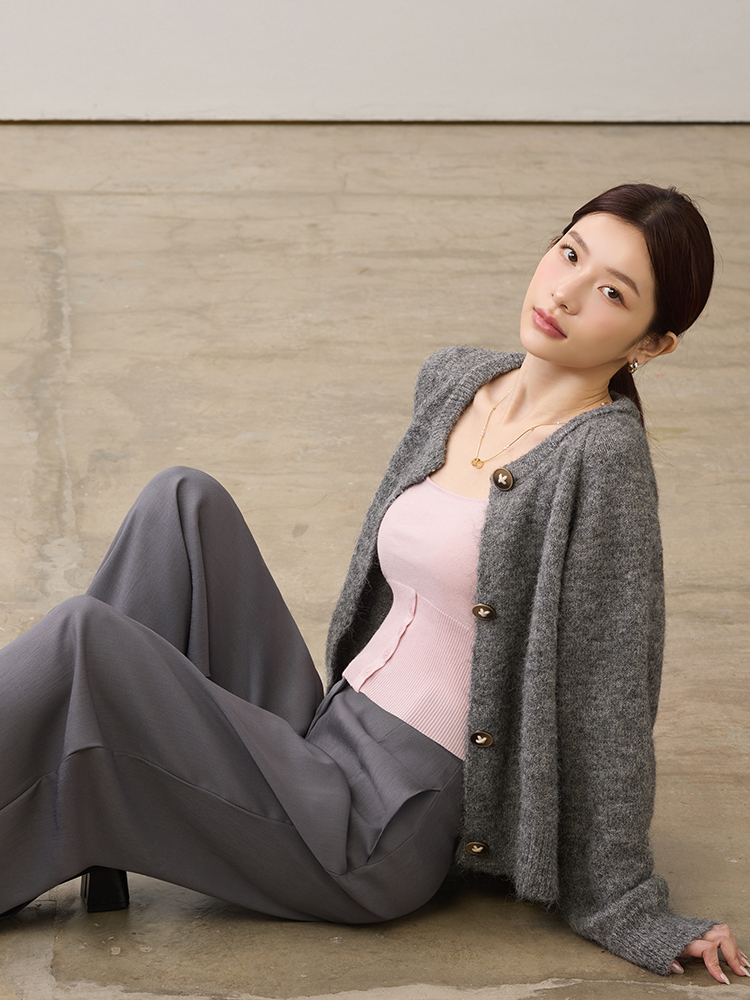 OH!HER 法式U領鈕扣開衩背心 （30%絲光羊毛）