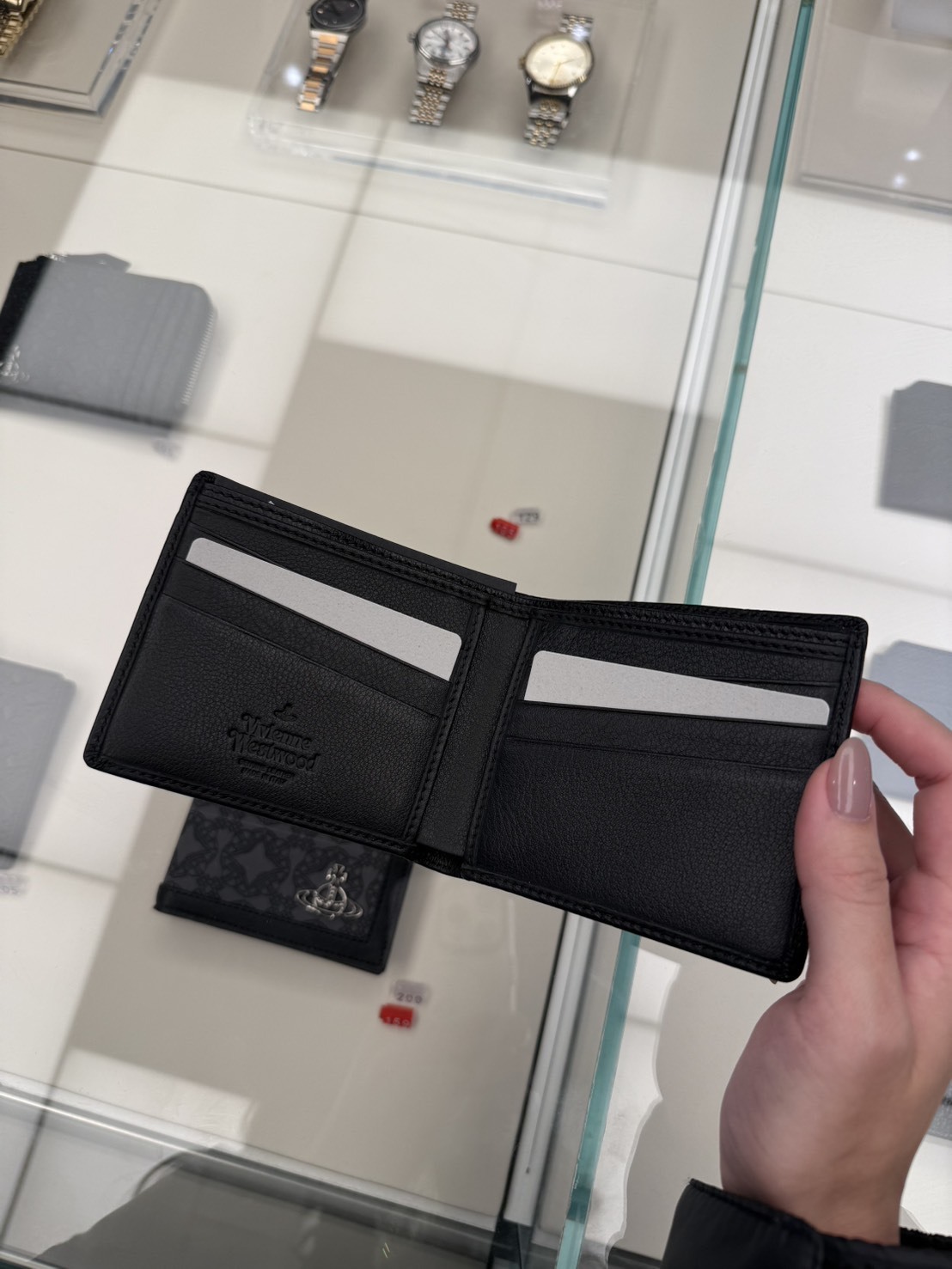 Vivienne Westwood 金屬土星 滿版壓印Logo短夾 錢包