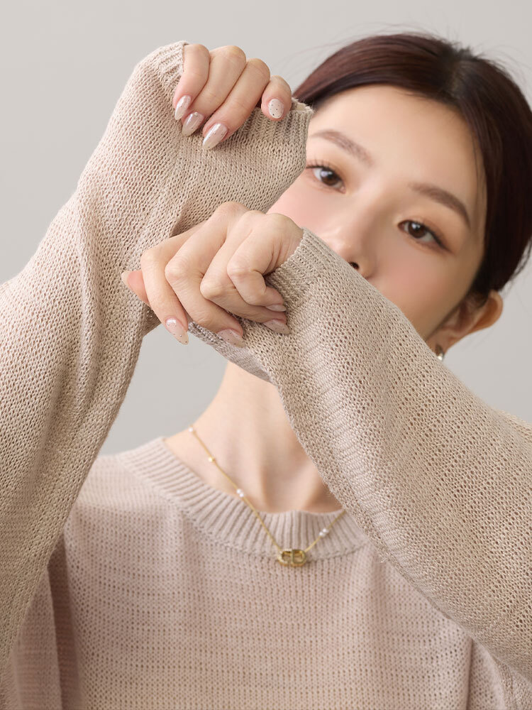簡約柔和針織上衣