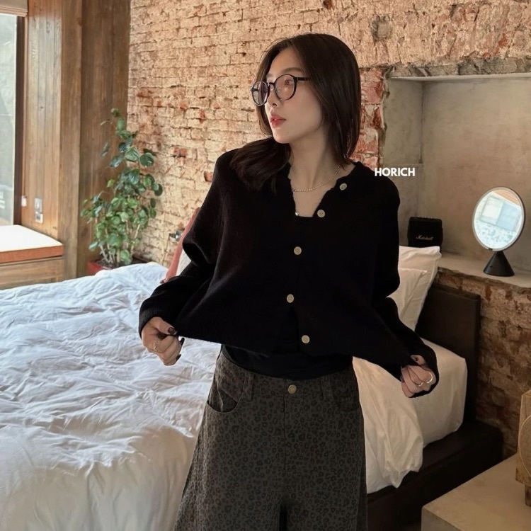 𝗗𝗲𝗰.𝟮𝟯 / 8006-選色障礙短版圓領排釦針織外套(5色) /黑色