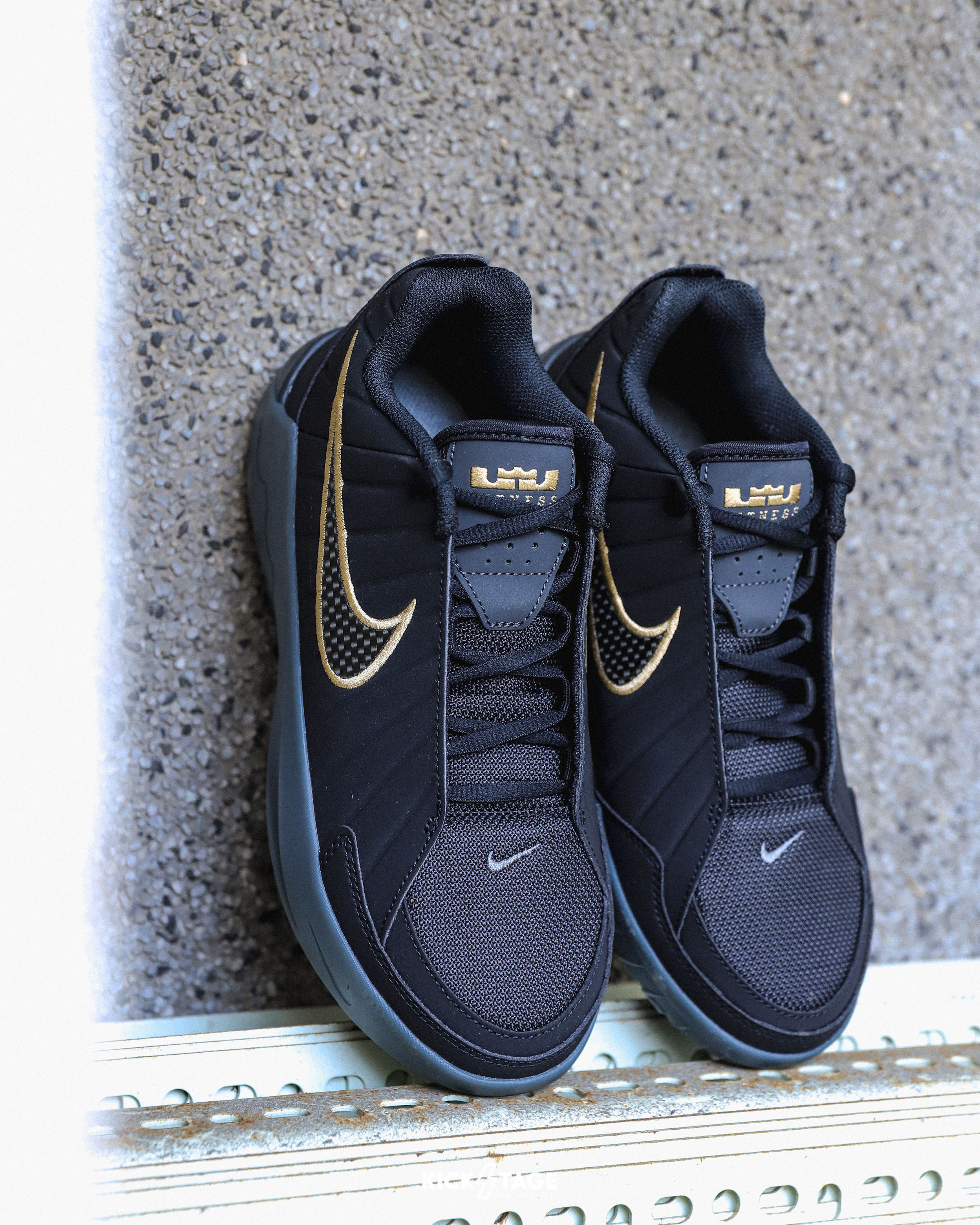 大童鞋 女鞋 NIKE LEBRON WITNESS IX GS 黑金 緩震 透氣 支撐 運動 籃球鞋【HV2270-004】LBJ KOTC CNY