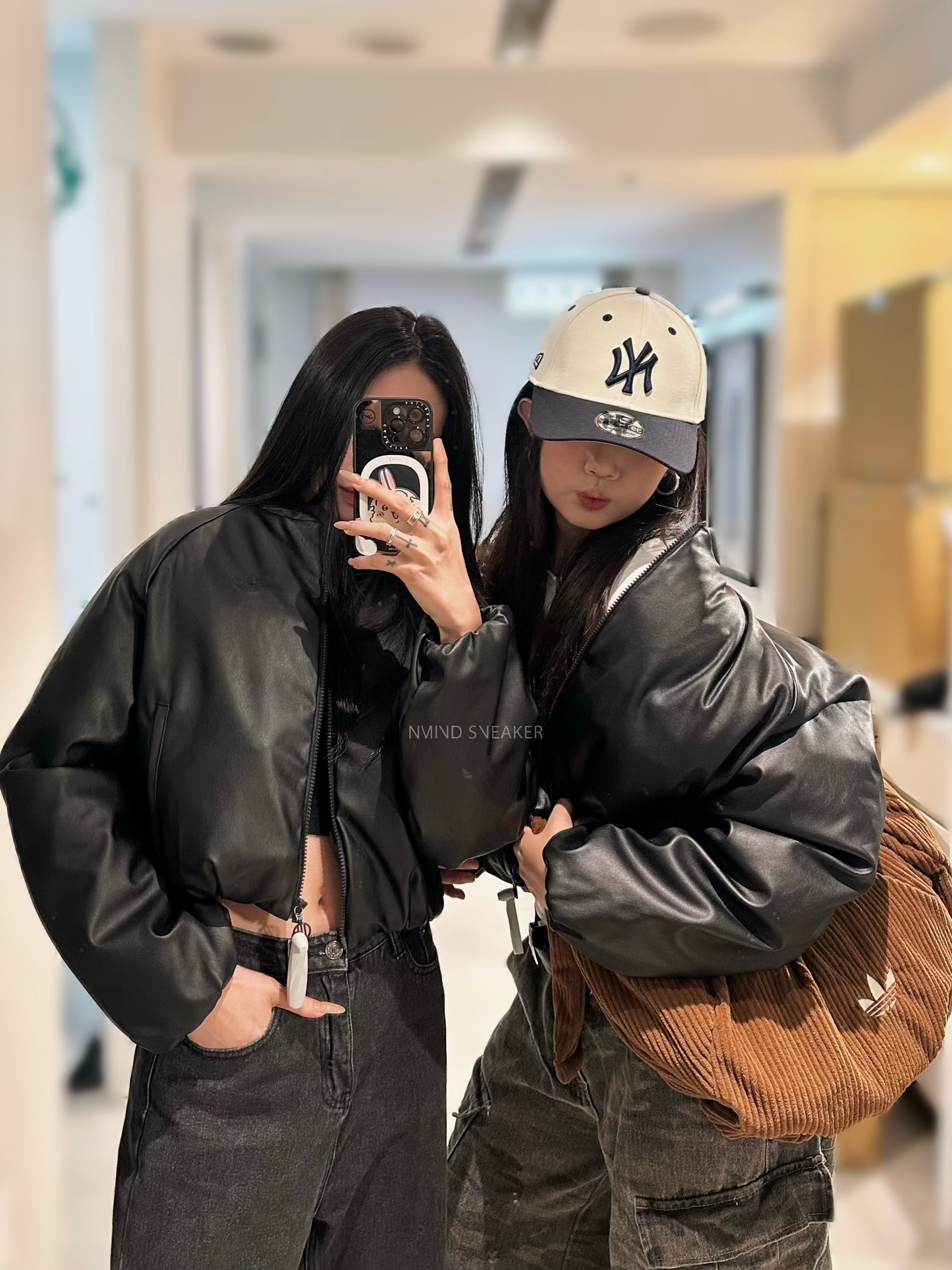 ADIDAS ORIGINALS 短版羽絨外套