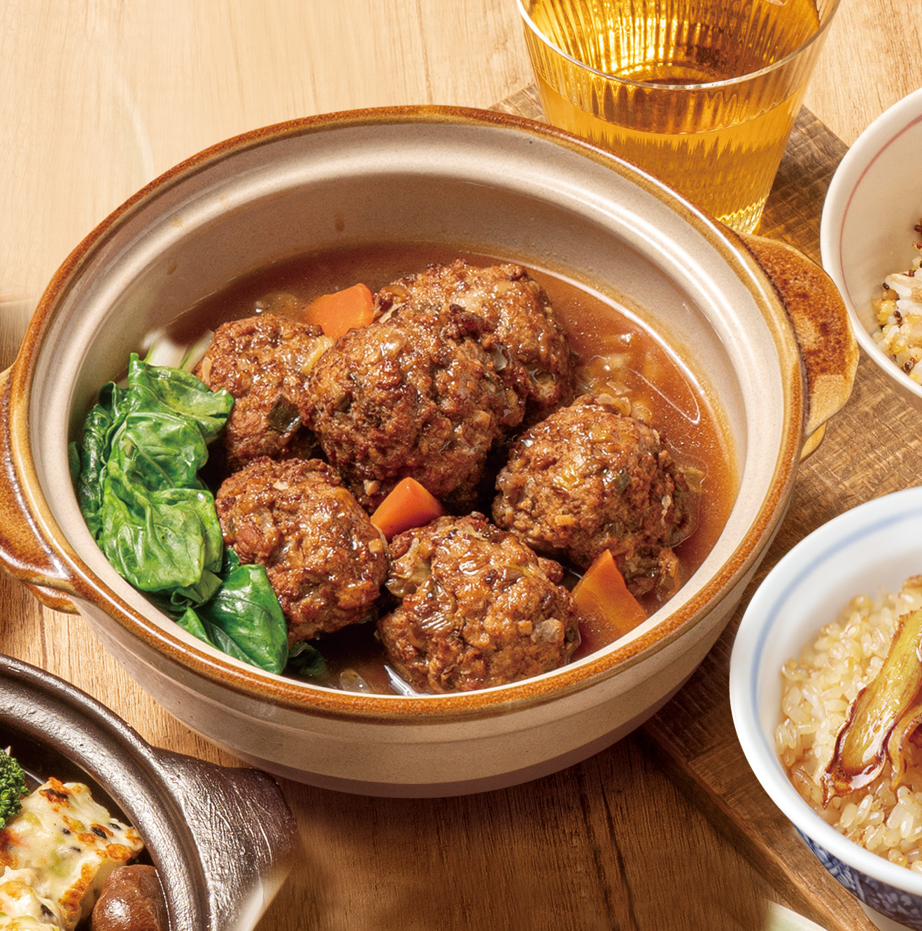 台北院|2025年菜組合(蹄膀封筍、紅燒海鮮羹、黃金干貝蘿蔔糕、紅燒獅子頭、麻油雞米糕、平安豆沙包)