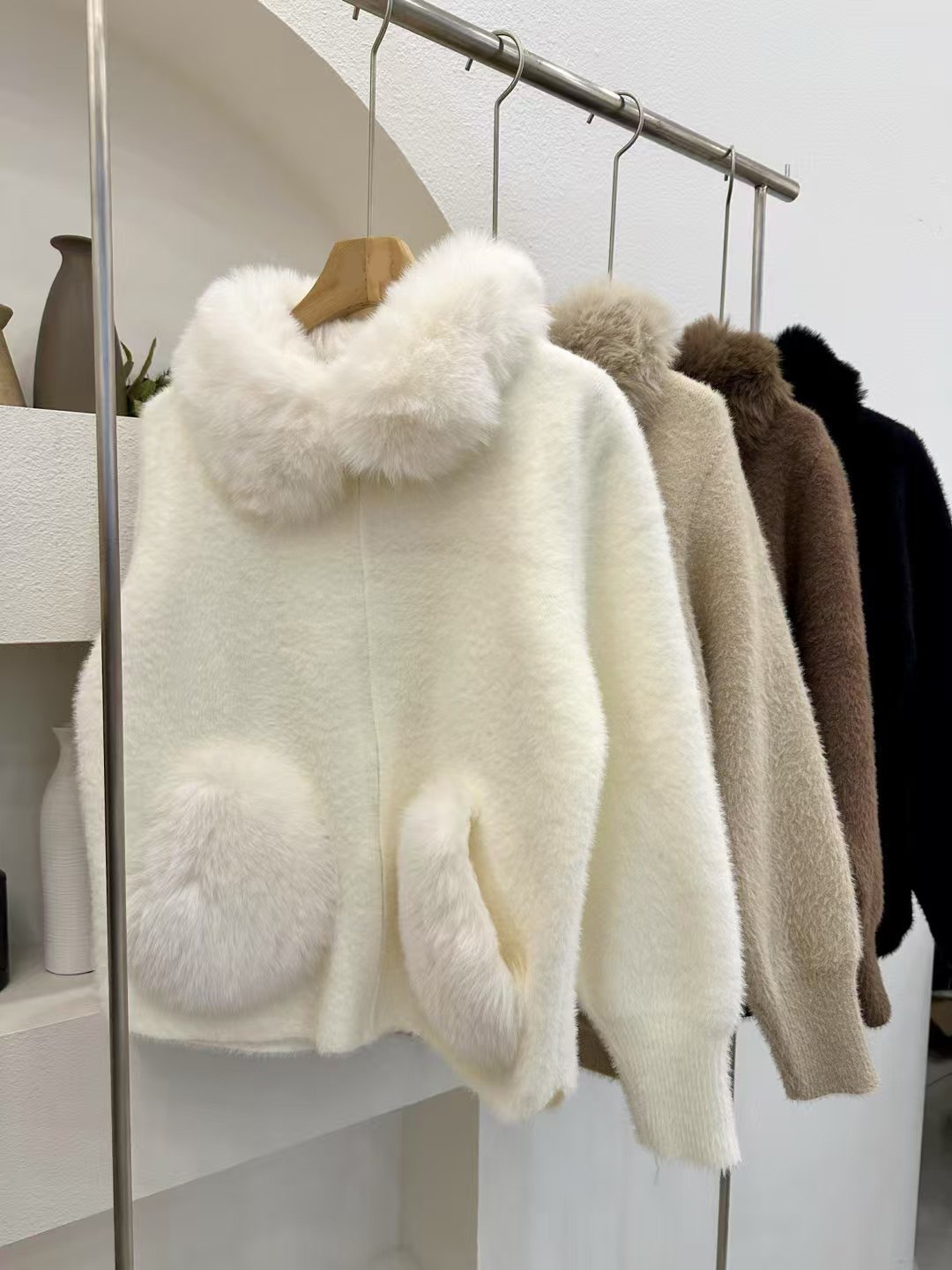 同色系皮草毛領口袋造型針織外套 / 4色