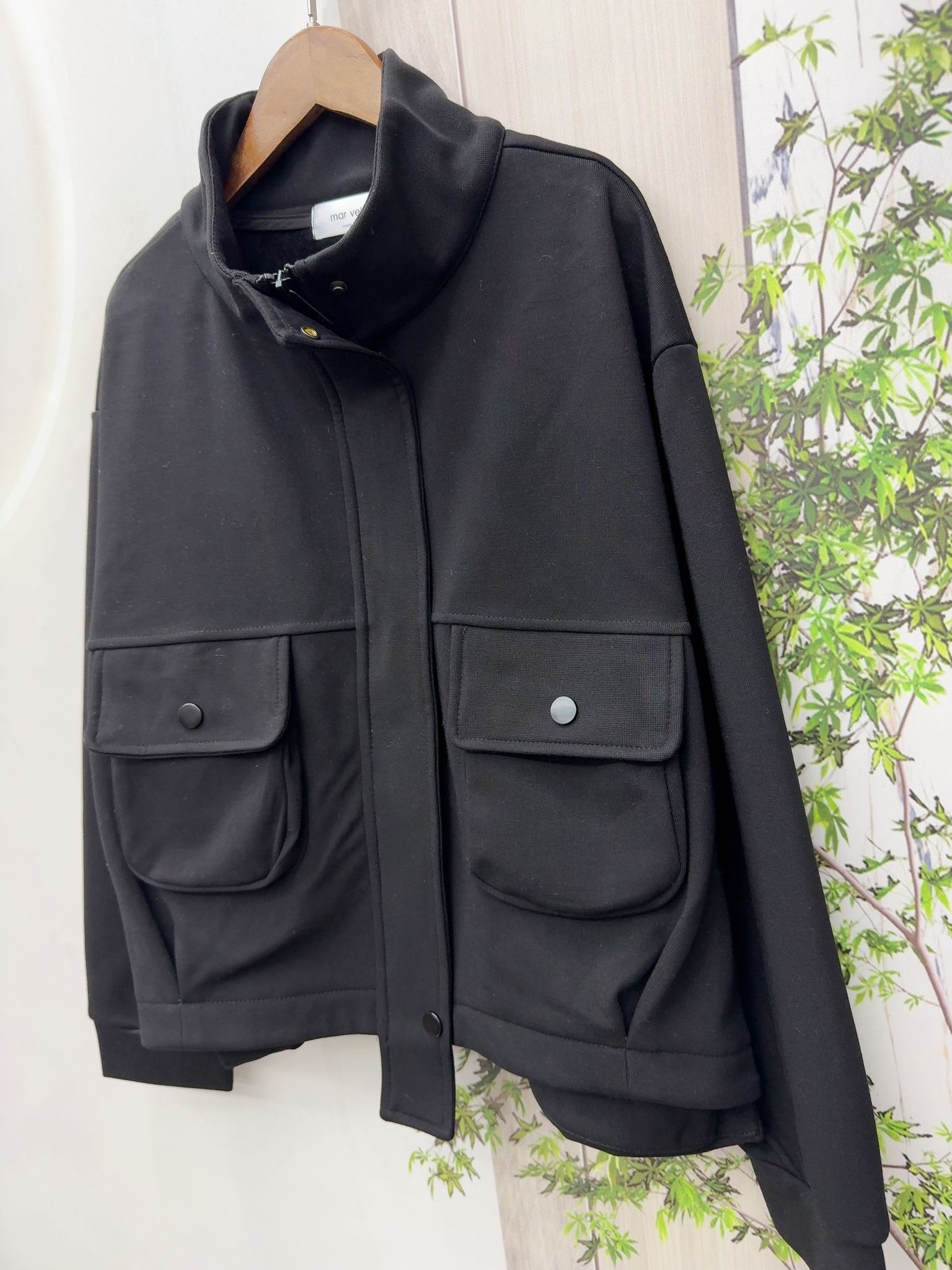 Mar 黑色型格外套 （內毛底）132T