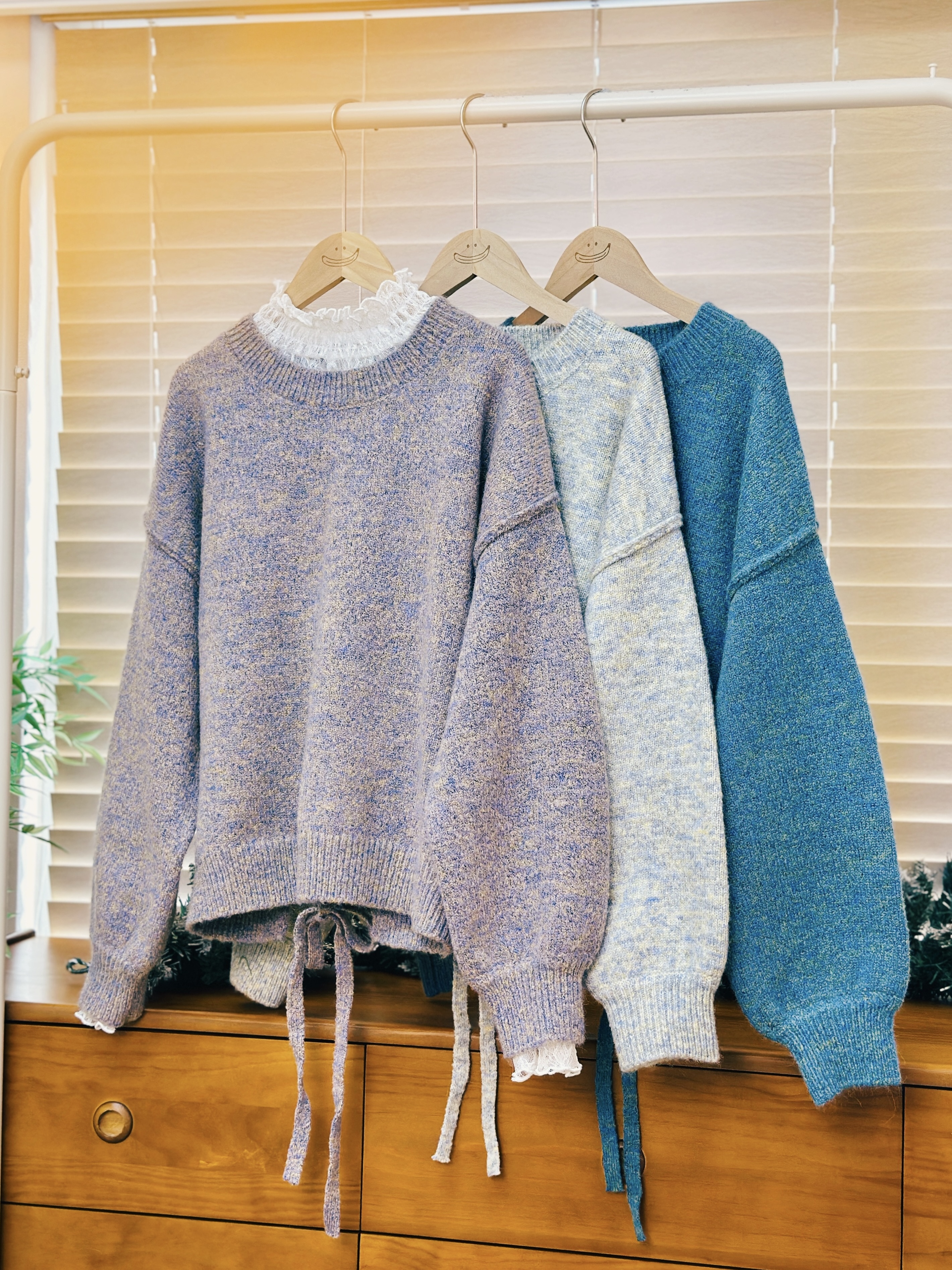 三色 / 彩紗馬海毛後綁繩毛衣 / Space Dye Mohair Back-Tie Sweater