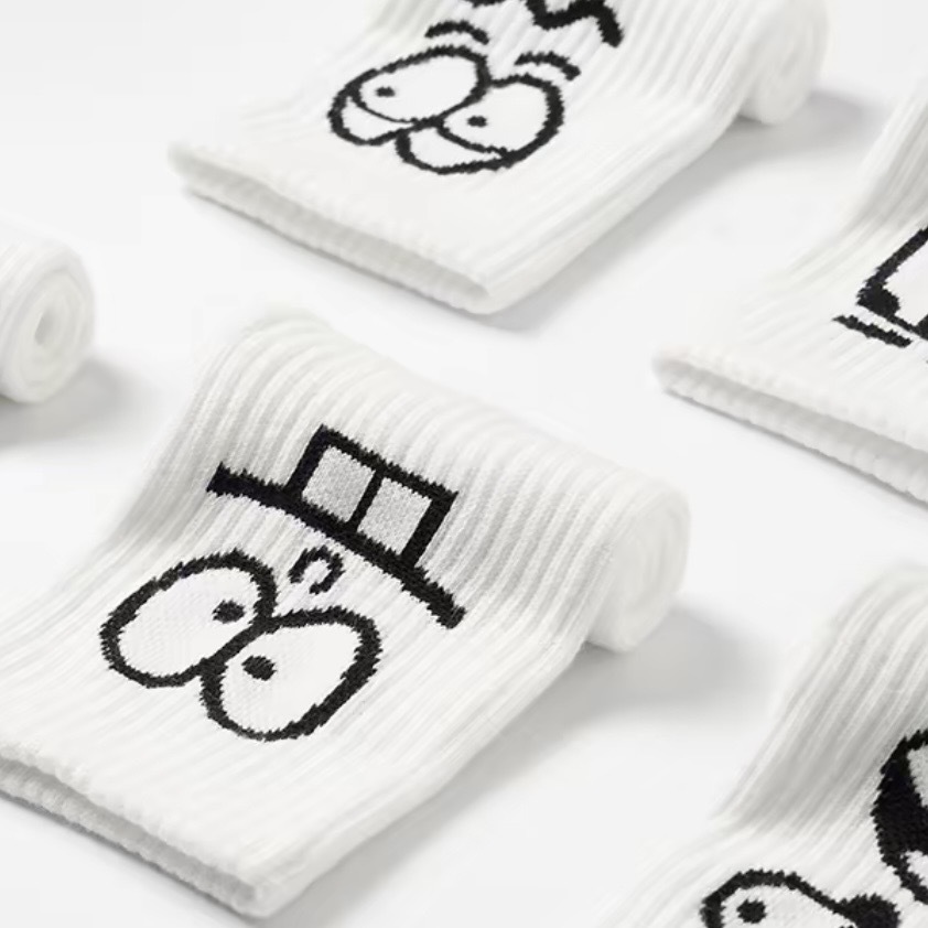 Primeet 浮誇表情 抗菌防臭 吸濕排汗 中筒襪 長襪 AB34536H