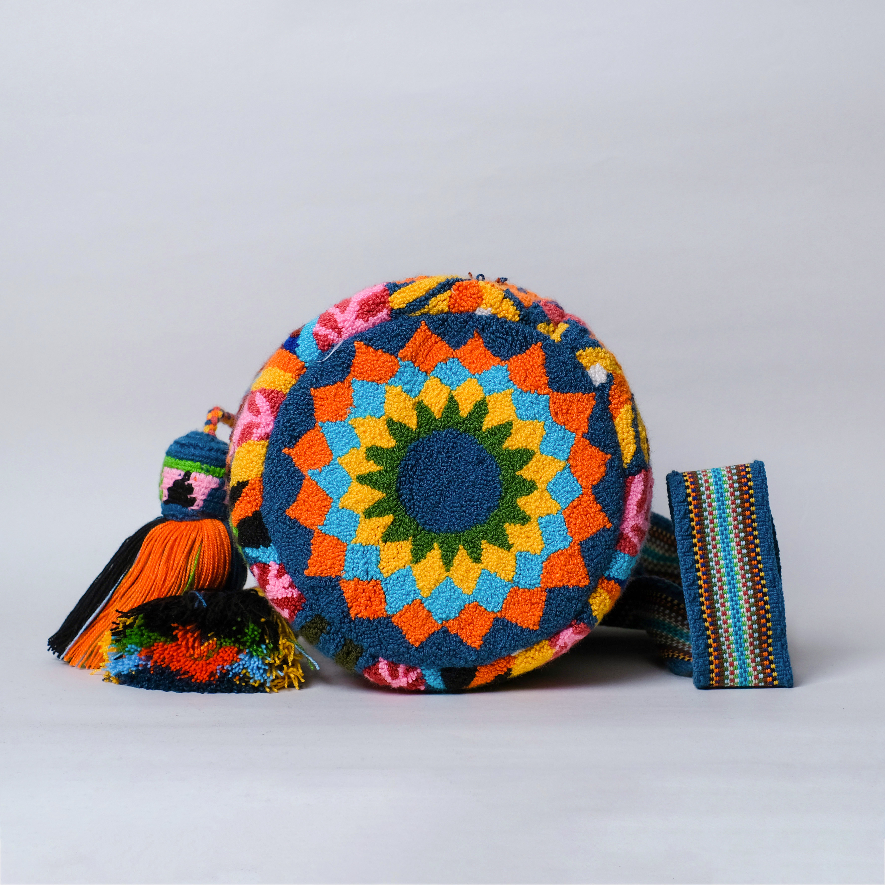 瓦尤戳繡包｜Nervosa - 中 A86｜委內瑞拉