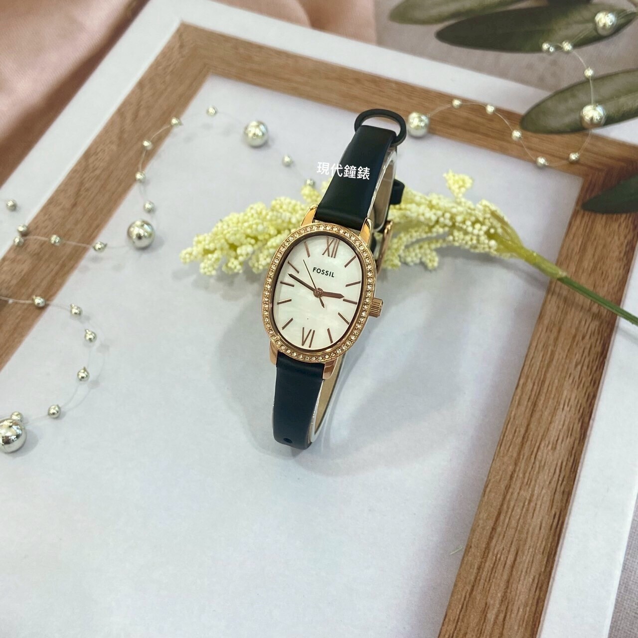 【FOSSIL】Penny 晶鑽高雅橢圓腕錶BQ3974 22mm現代鐘錶