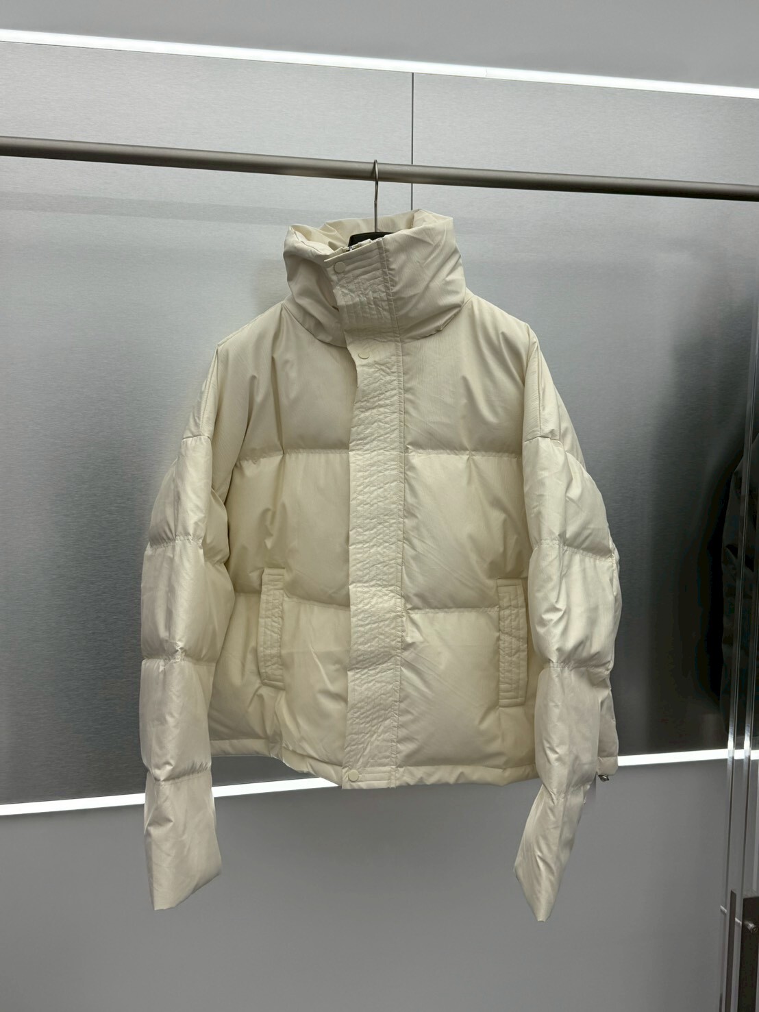 立體中線羽絨外套