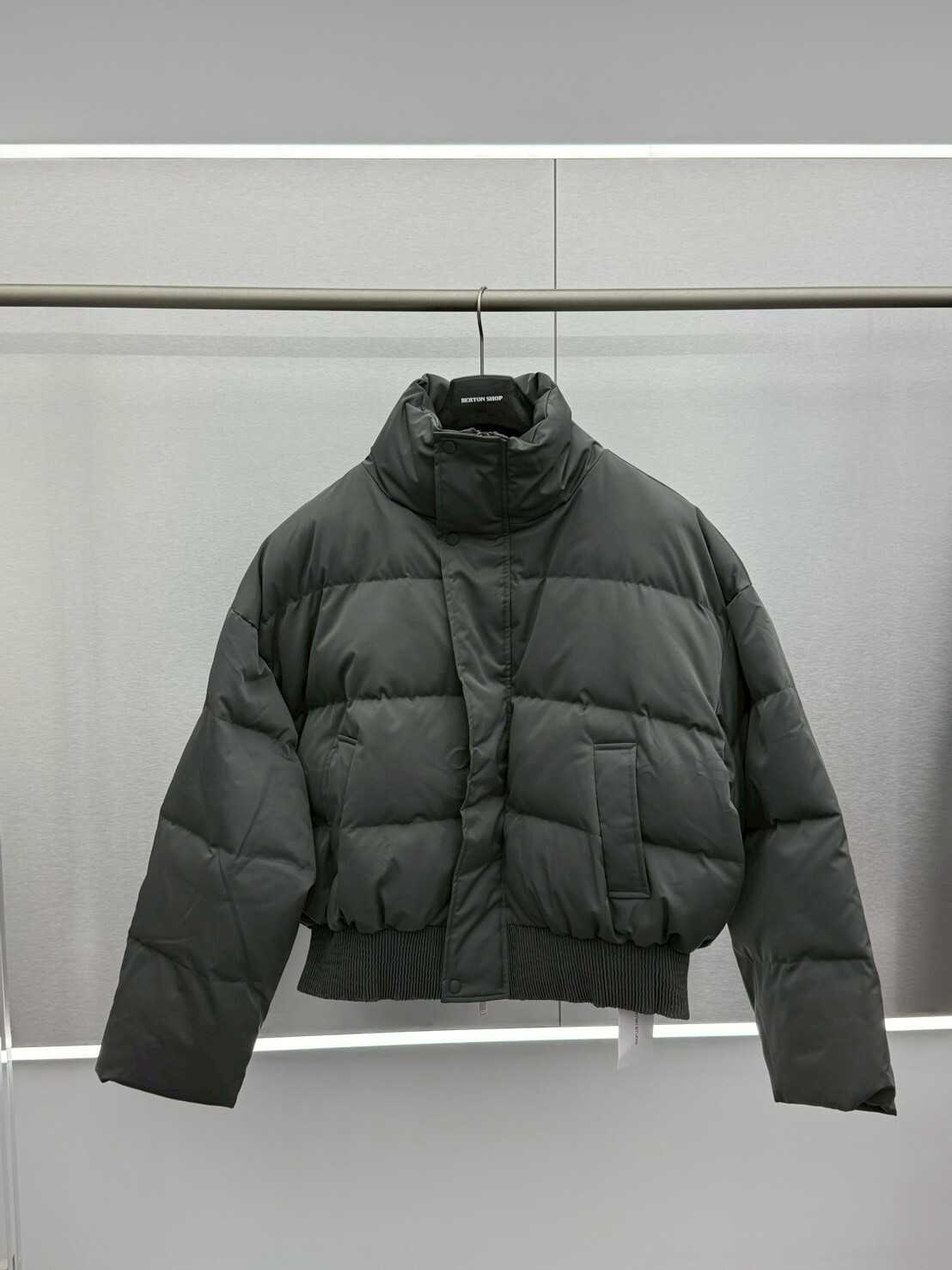 立領寬版羽絨外套