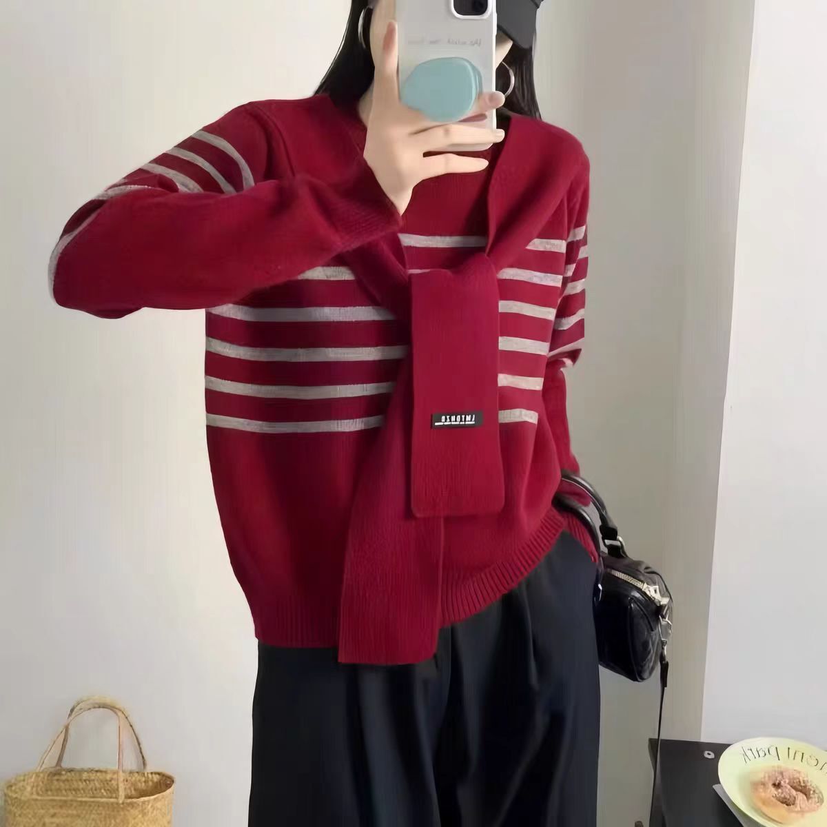 ᴷᴼᴿᴱᴬ 🇰🇷法式黑白條紋＋圍巾針織上衣（兩色）