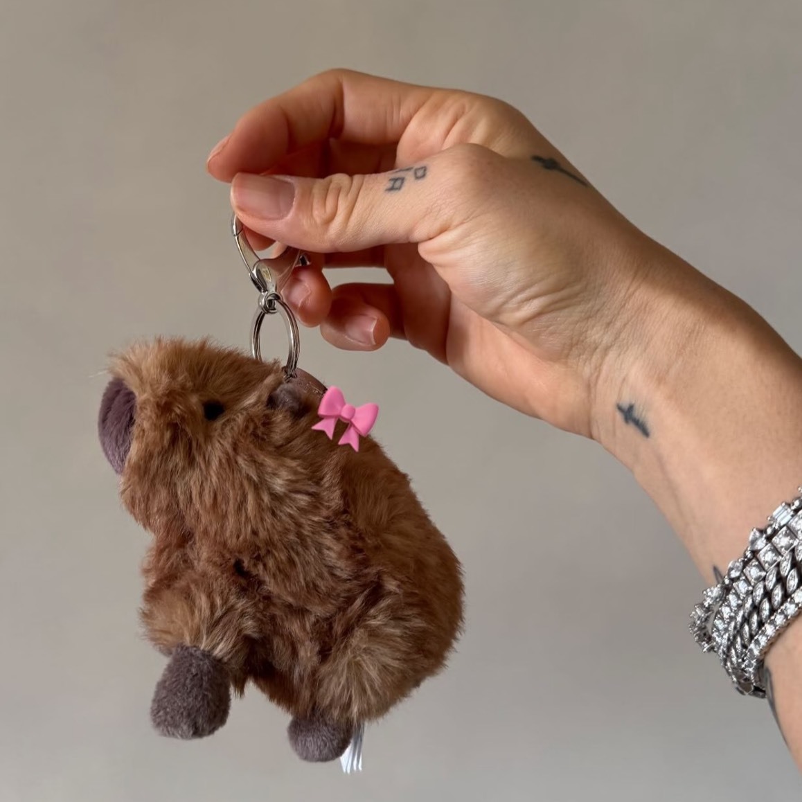 JELLYCAT 卡皮吧啦 水豚 JENNIE同款