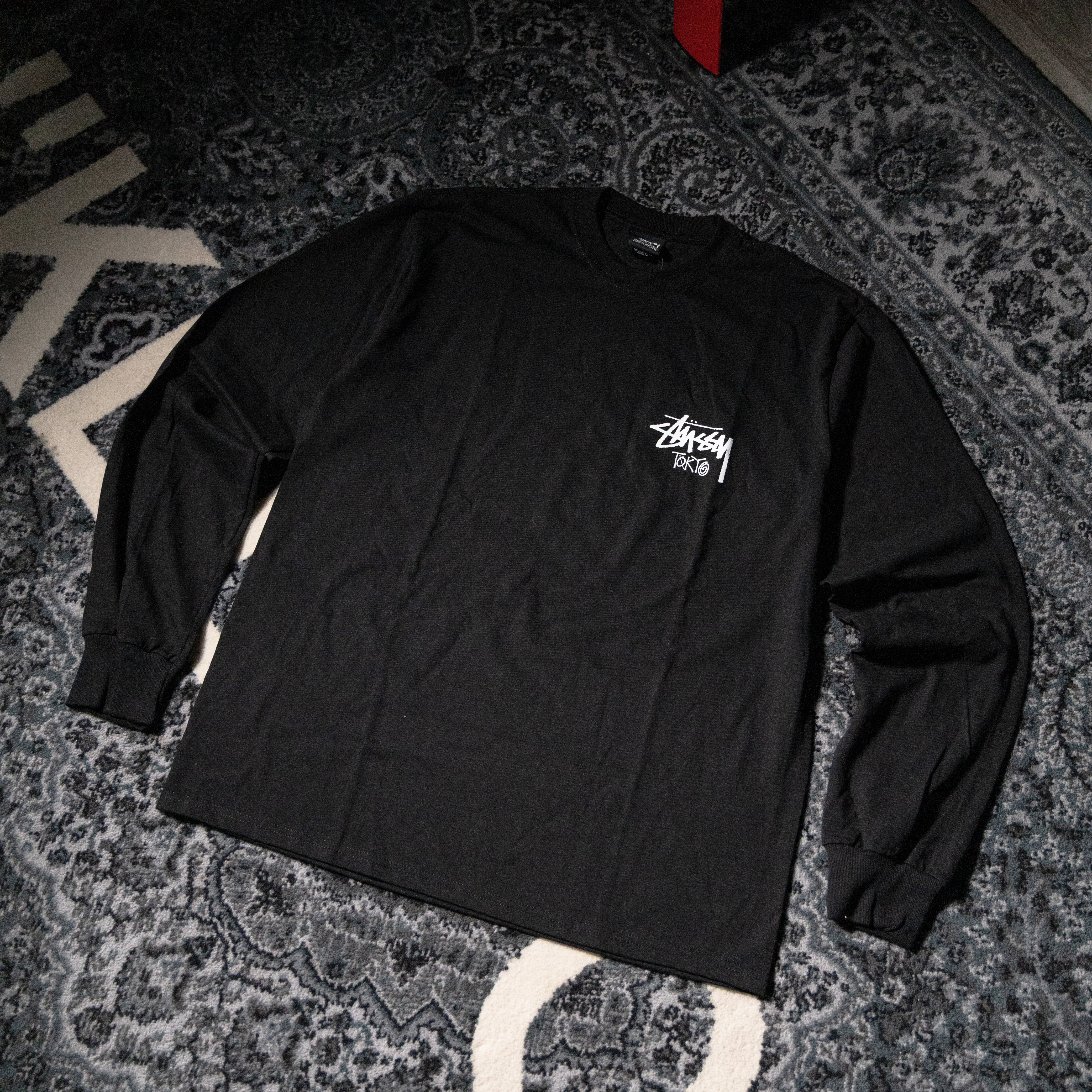 -(B012)-STUSSY TOKYO LS TEE FW25 草寫 LOGO 東京限定 薄長T 黑色-25C3993987