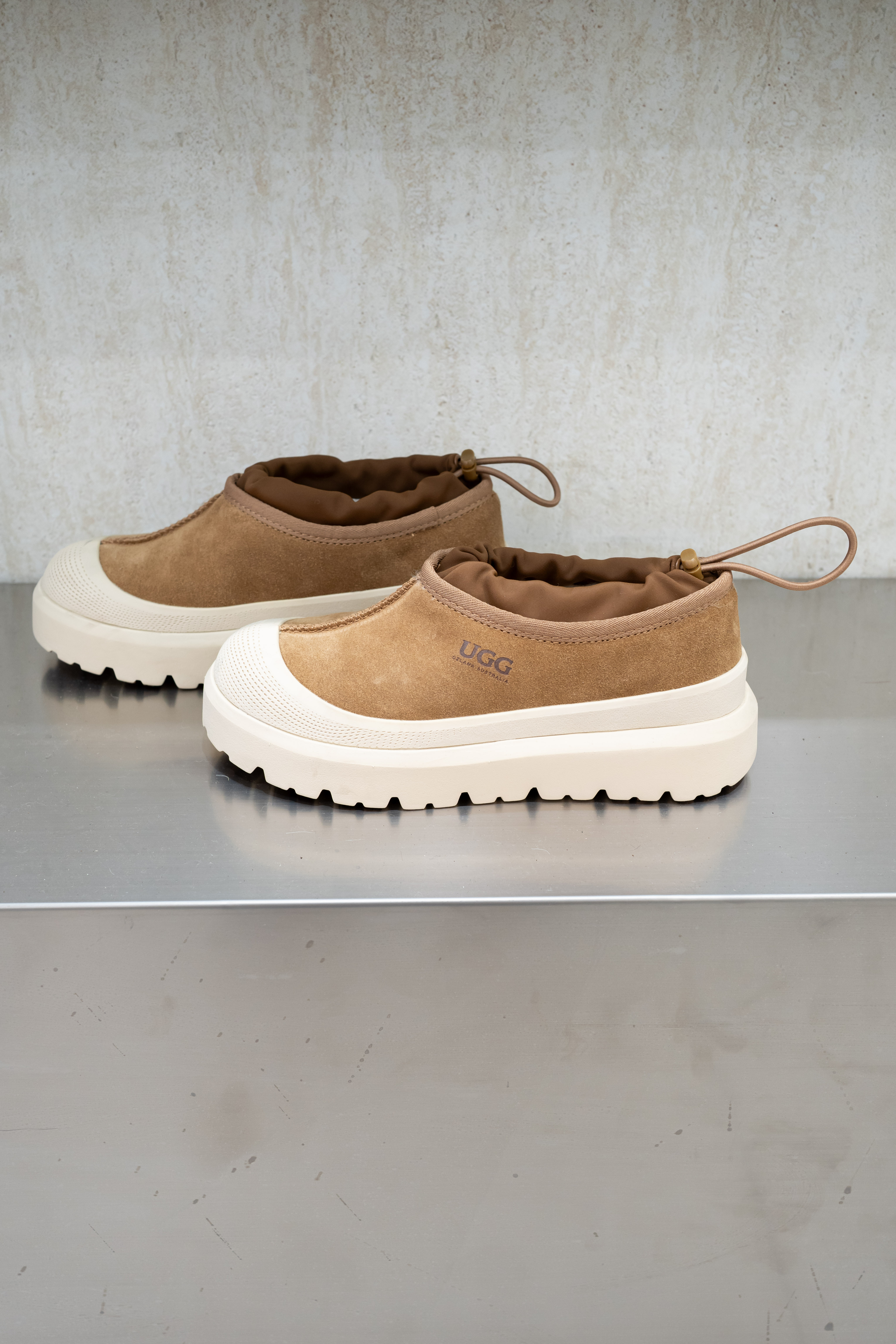 【2色入】UGG Ozlana Tasman Weather Hybrid