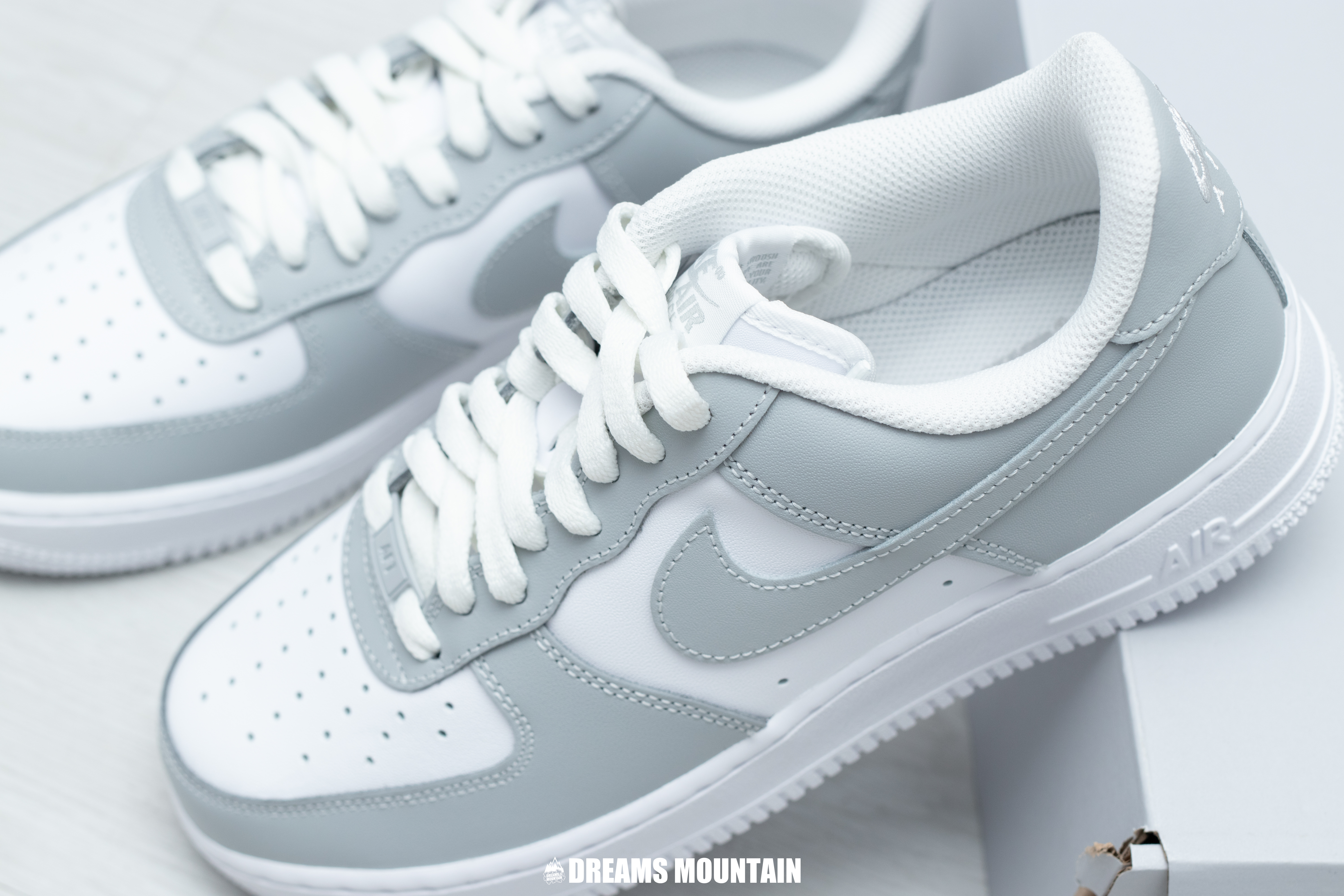 【預訂】 NIKE AIR FORCE 1 07 灰白-MEN
