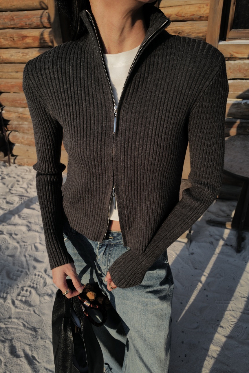 必備拉鍊立領坑紋針織上衣*5色