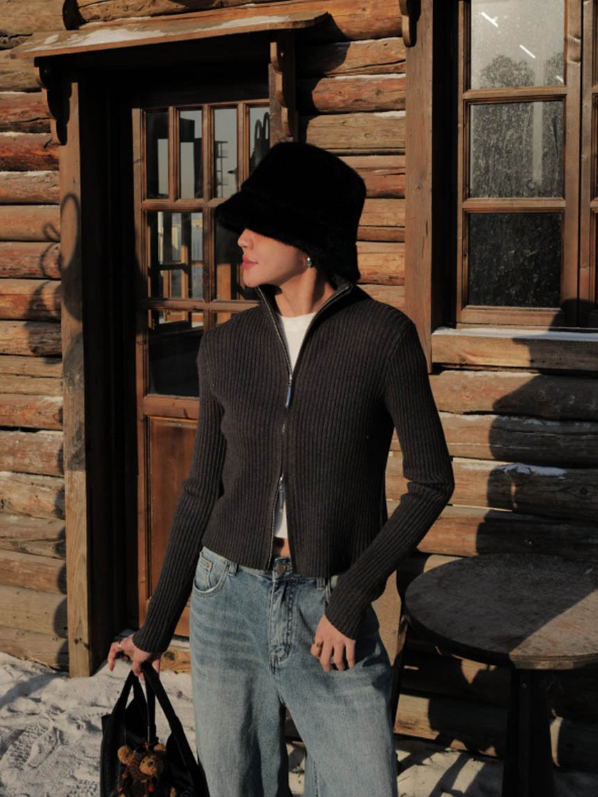 必備拉鍊立領坑紋針織上衣*5色