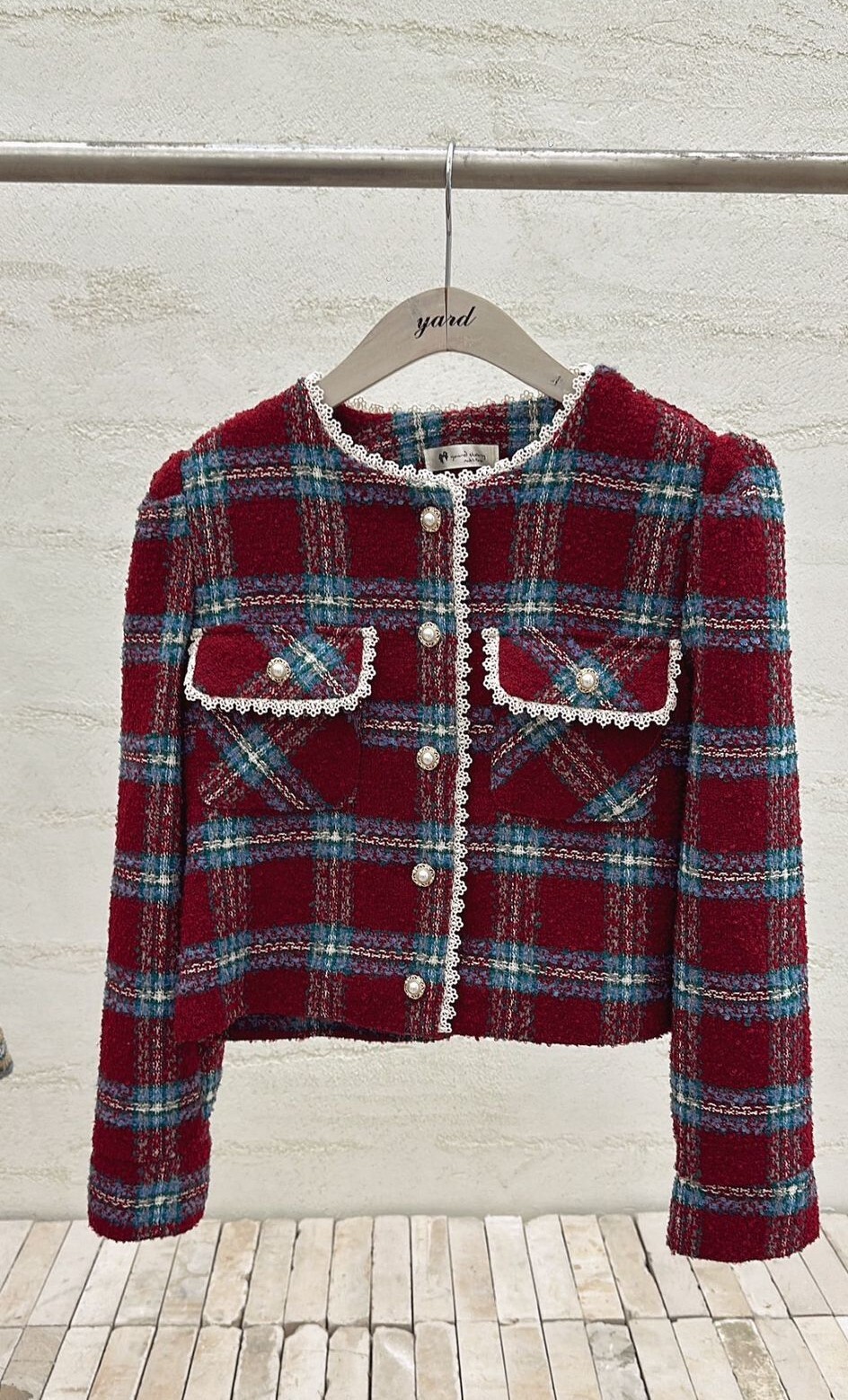 Y82 胸40 長18.5 $549[一口價]。30 ％羊毛