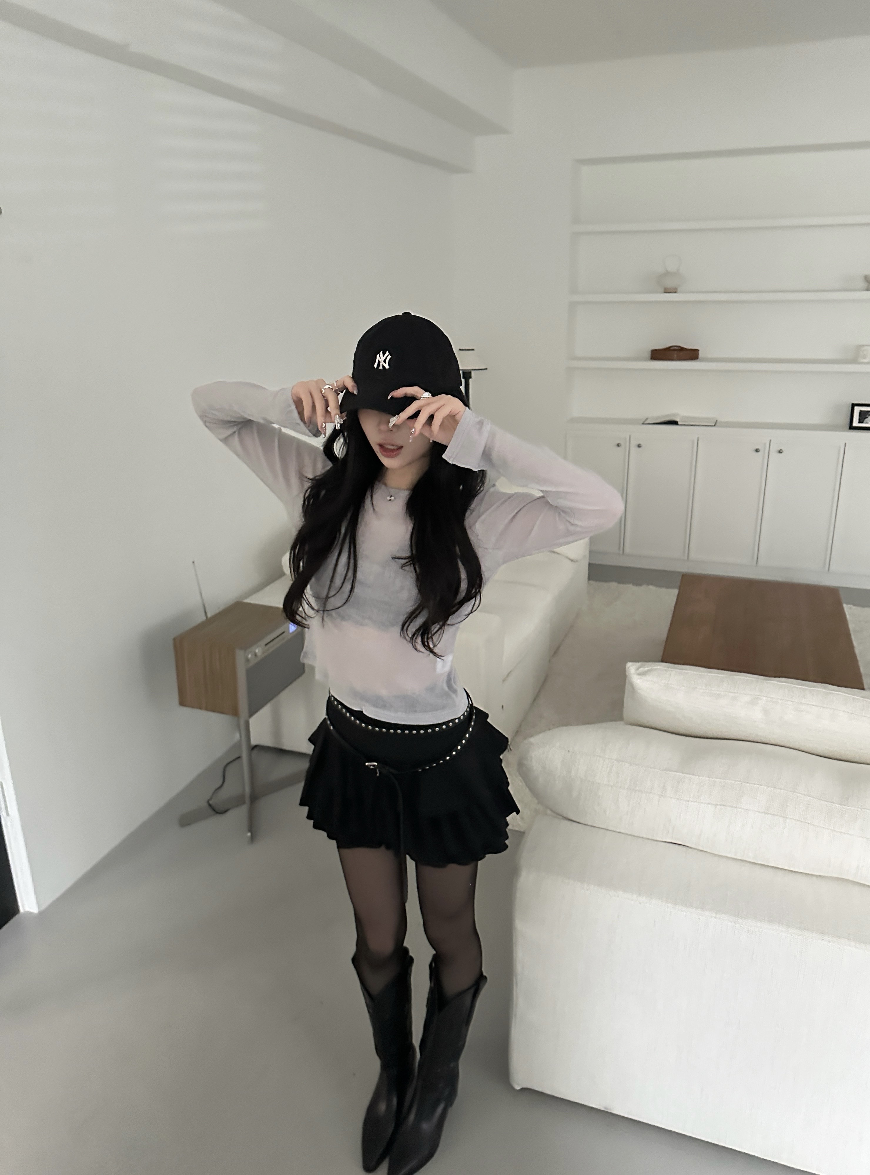 【現貨】M10 多巴胺 直坑打底衫 (冷灰)