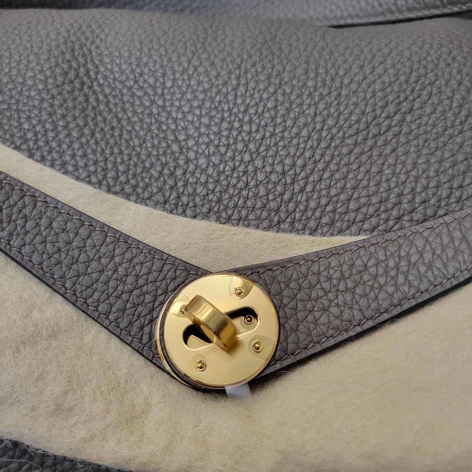 98%NEW HERMES LINDY 30 8F ETAIN CC石器灰金扣