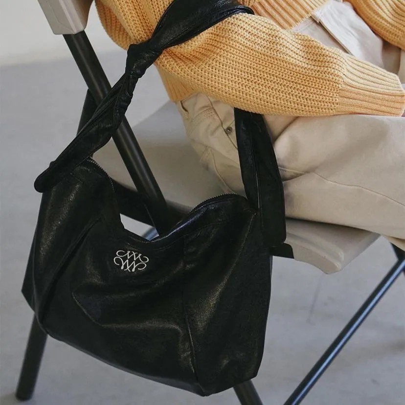 <限時開團⚡️> 🇰🇷Nick & Nicole-綁帶皮革單肩包