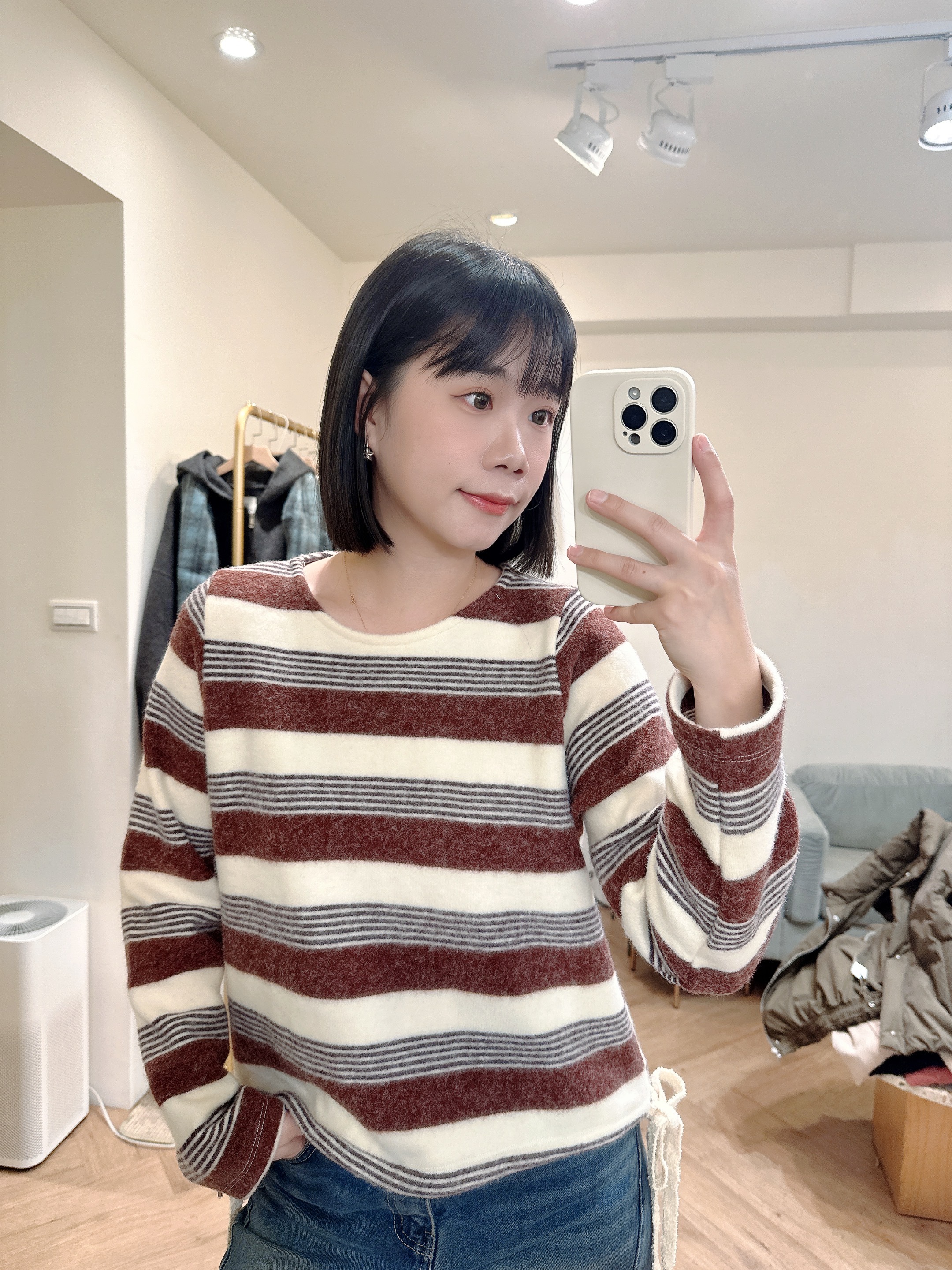 下綁帶條紋上衣