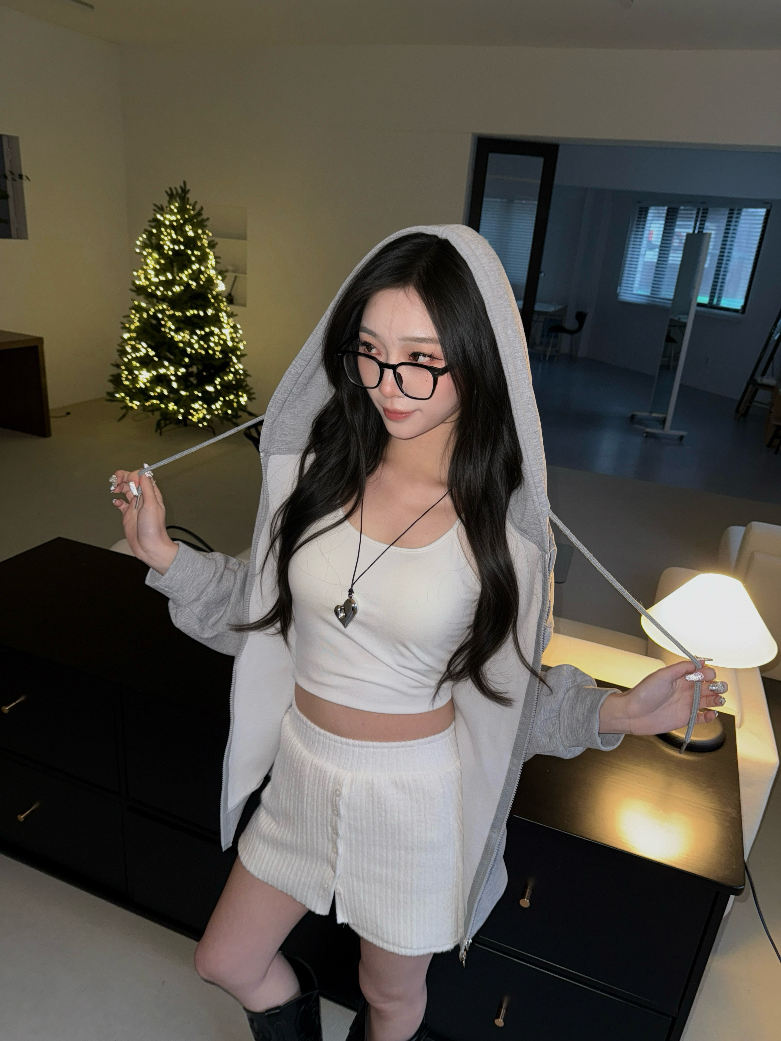 【現貨】M31 閉眼包色...掛脖美背bratop  (白)