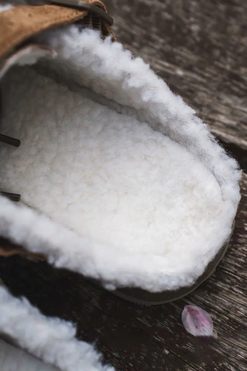 Mizuno 絨毛 拖鞋