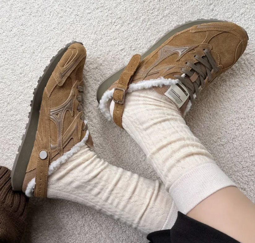 Mizuno 絨毛 拖鞋