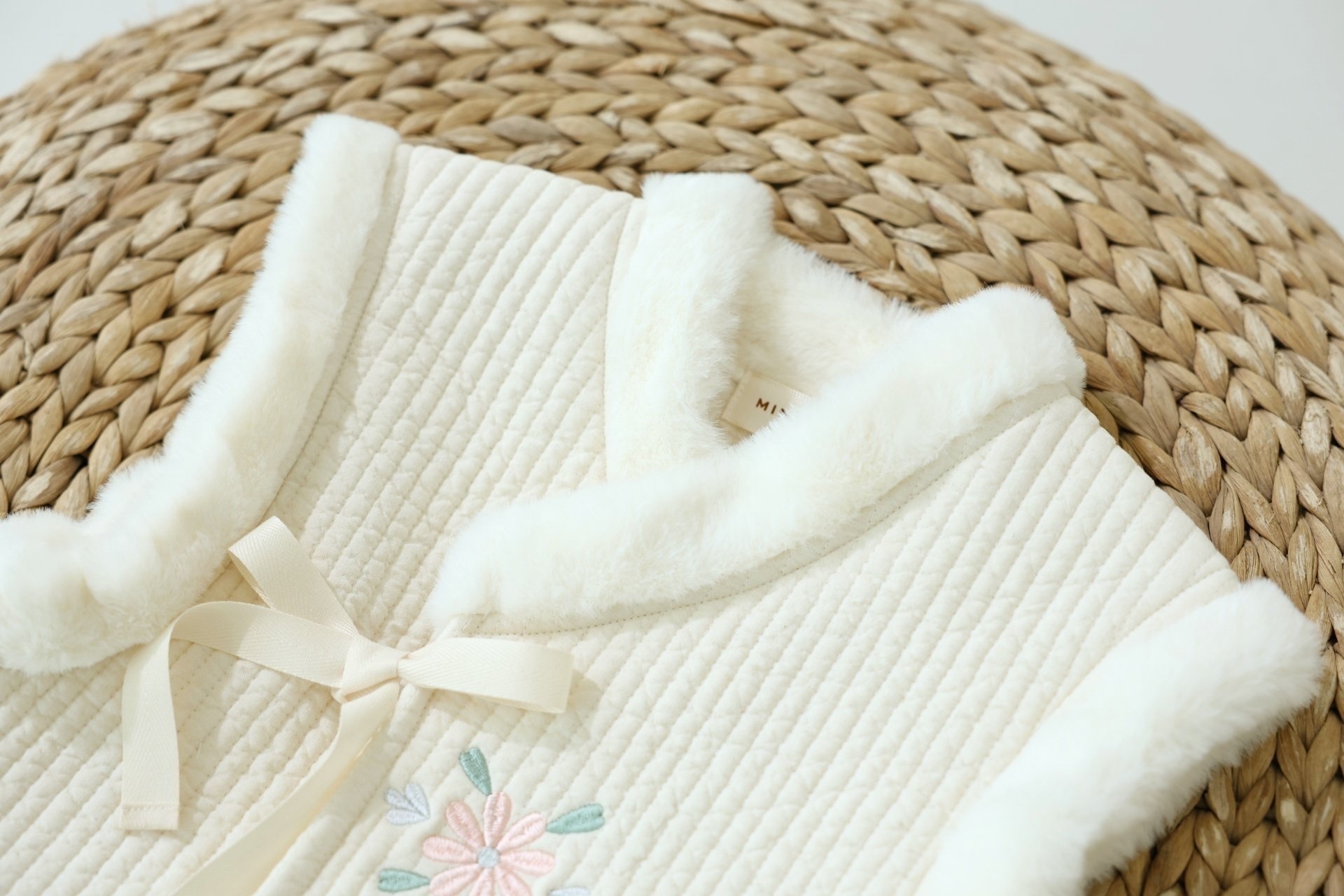 BBB Floral Girl Hanbok Baeja Vest